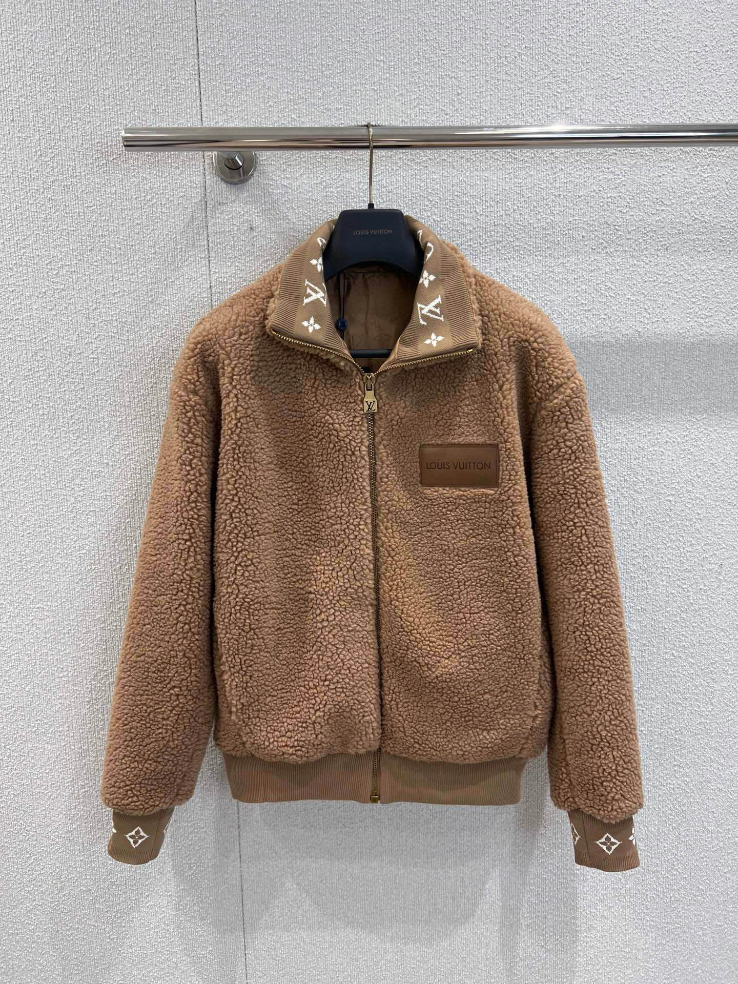 Victoria - 8V 3colour item:E-F000I1620-3H