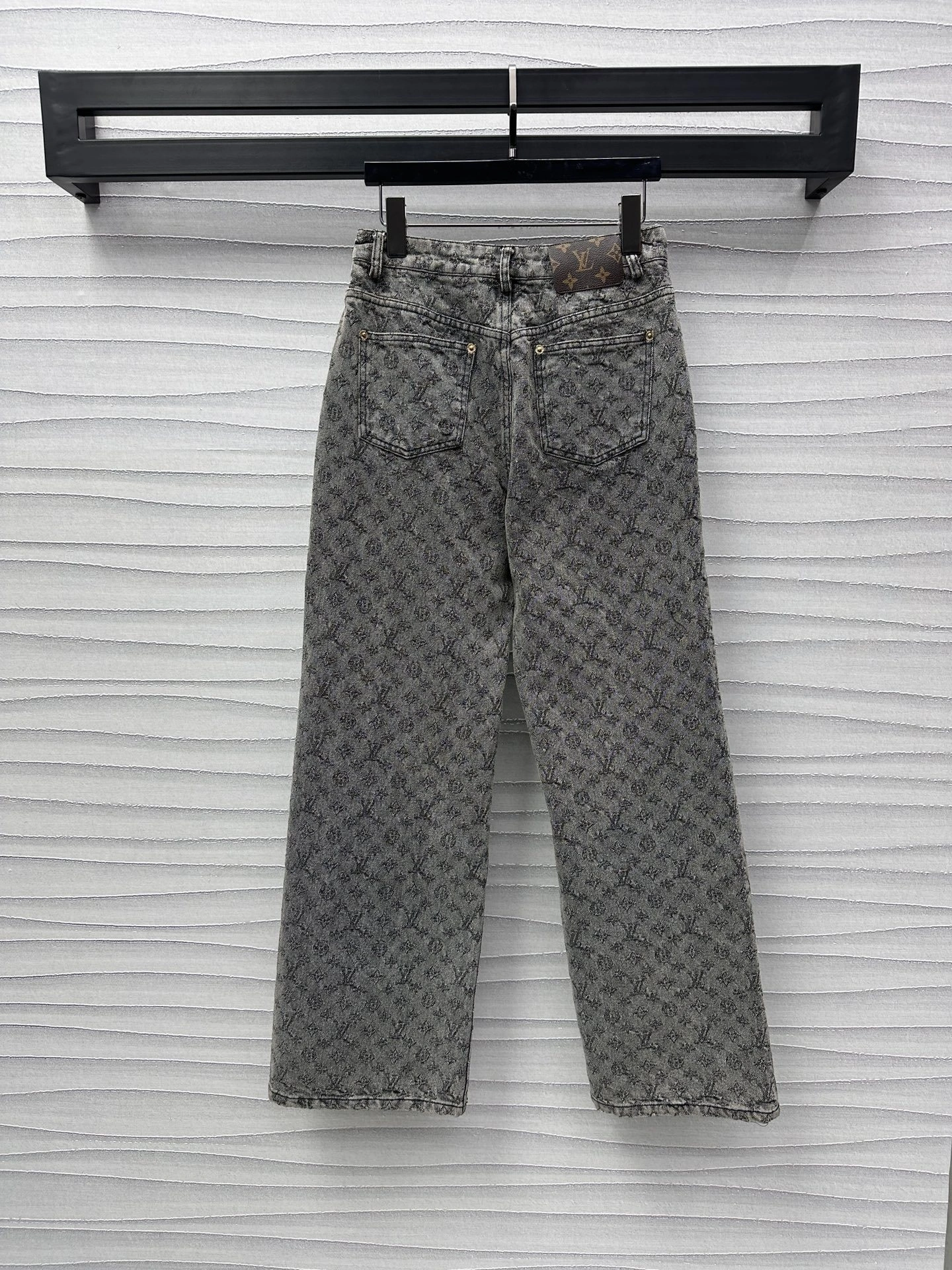 Victoria-- 8V item:D-F244K0629