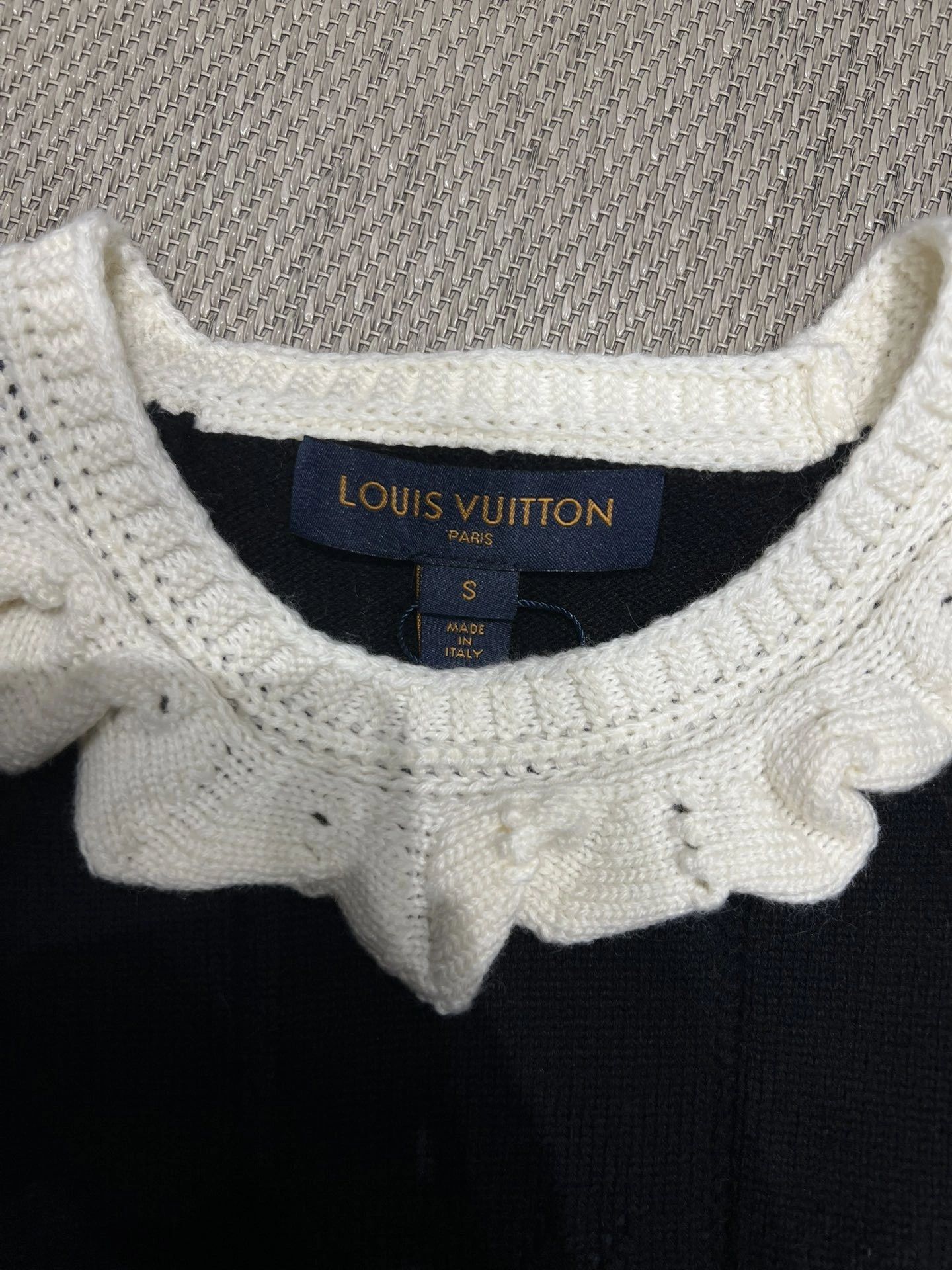 Victoria-- 8V item:E-F140L1930H