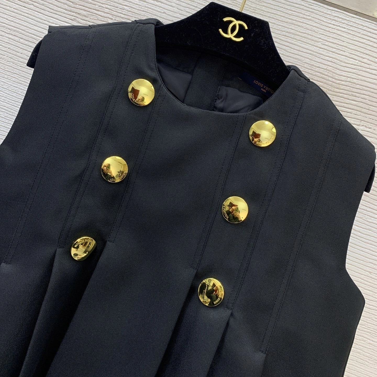 Victoria-- 8V suit item:F-F044A1433H