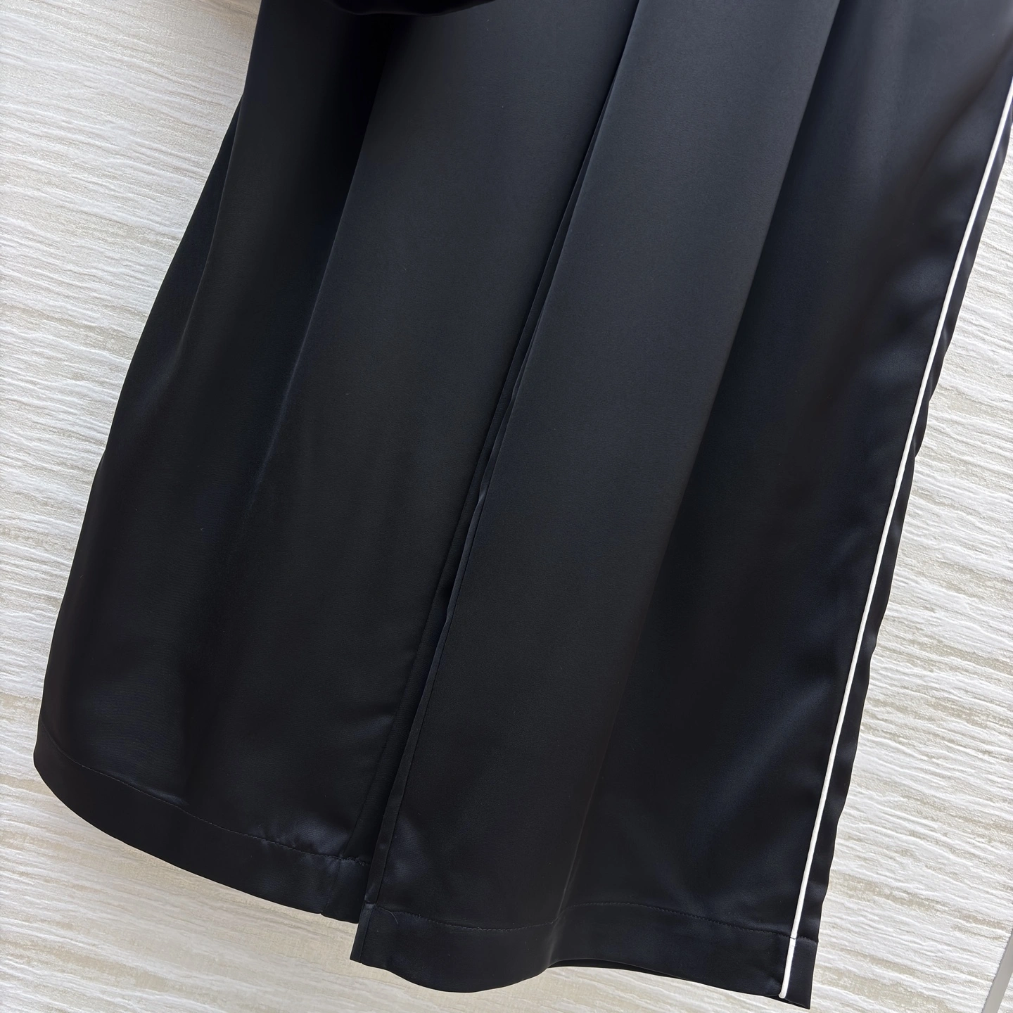 Victoria-- 8V suit item:F-F245A2048