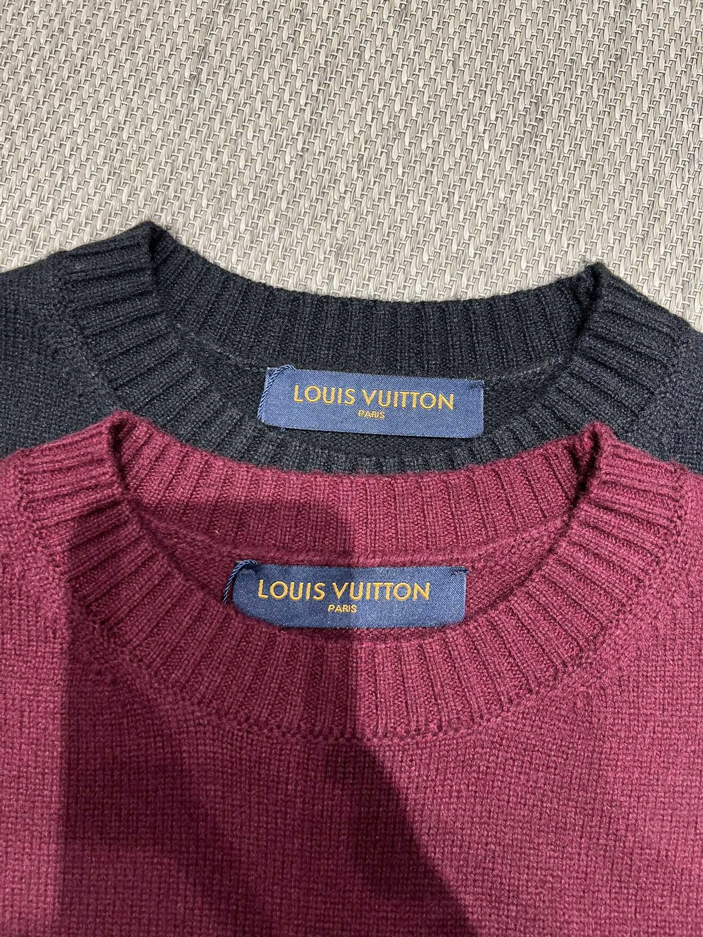 Victoria-- 8V wool 2colour item: E-F140J1247-2H