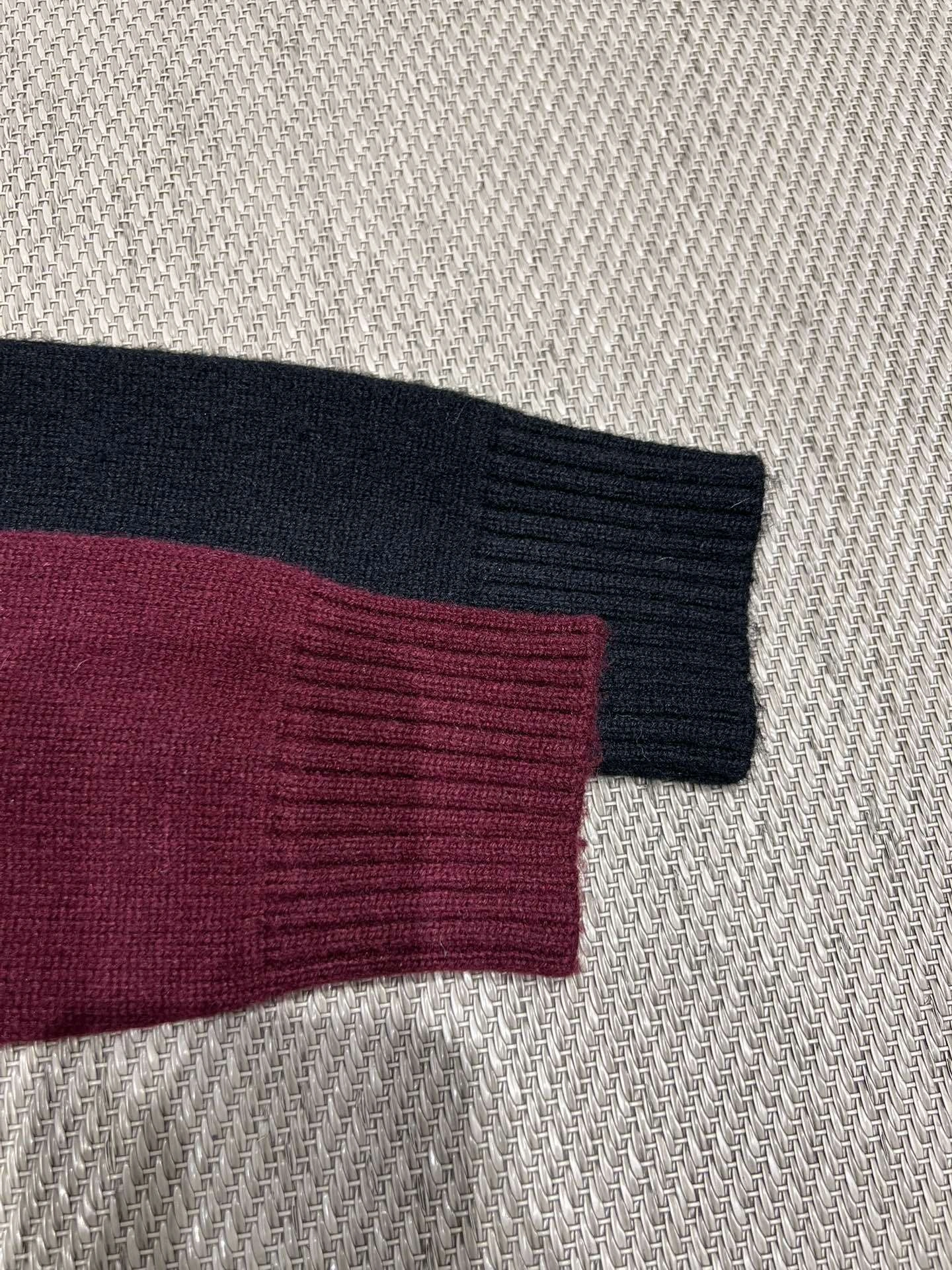 Victoria-- 8V wool 2colour item: E-F140J1247-2H