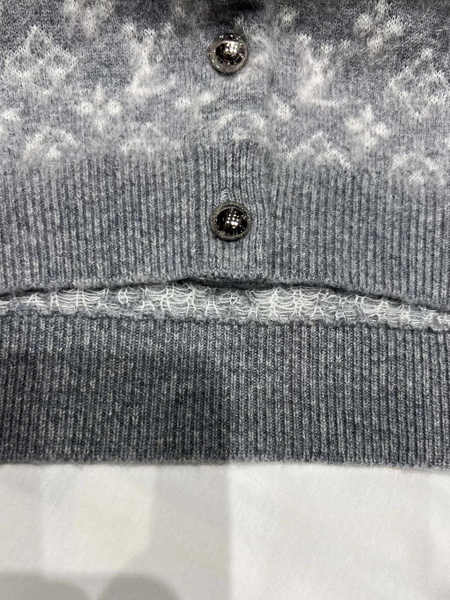 Victoria-- 8V wool cashmere 2colour item:F-F140A1426-2H