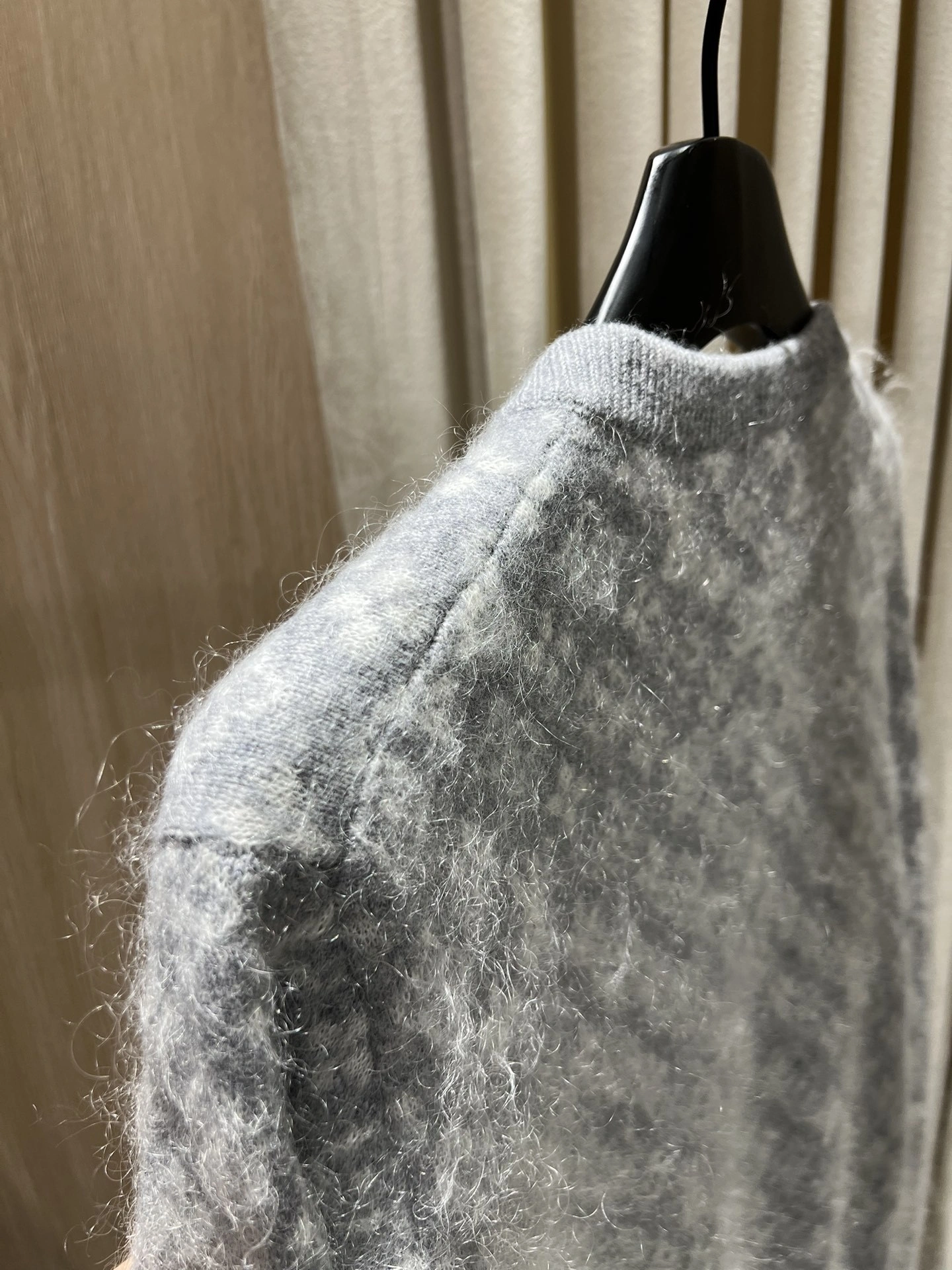 Victoria-- 8V wool cashmere 2colour item:F-F140A1426-2H