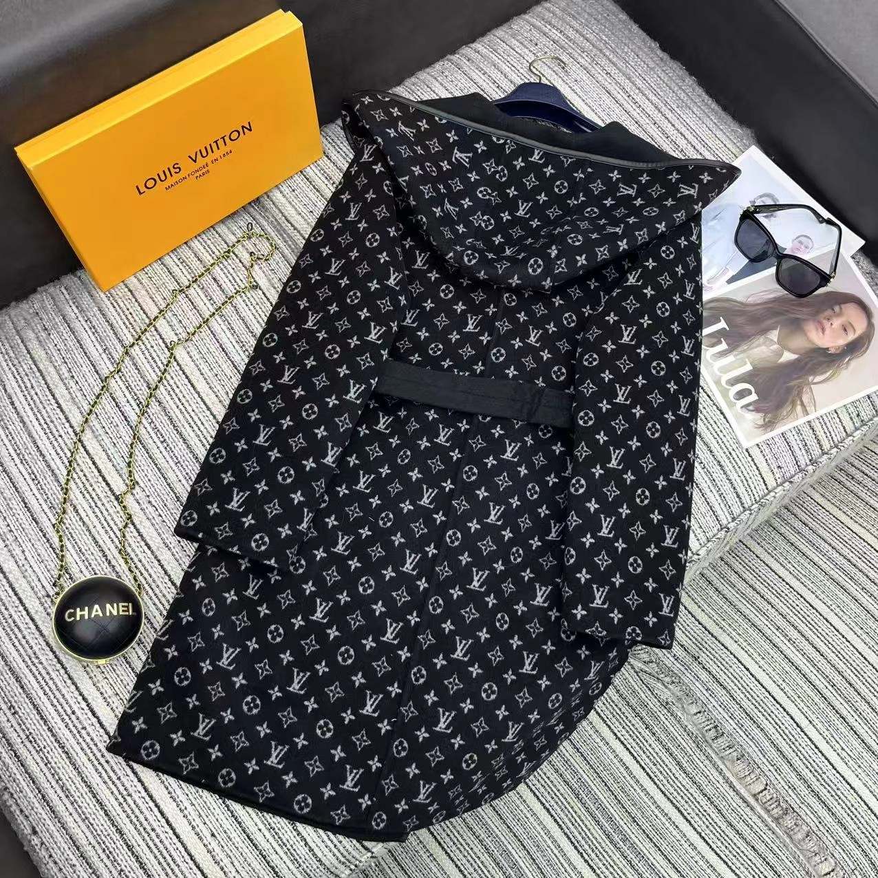 Victoria-- 8V wool reversible item:E-F327J0908