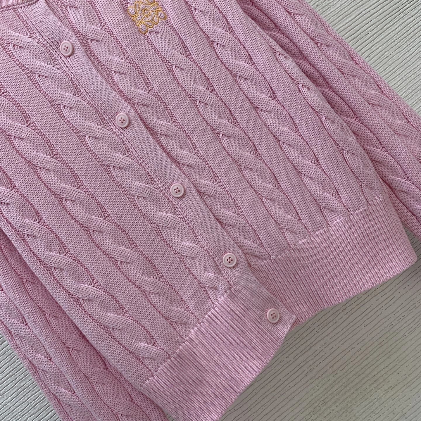 Victoria-- 8o5w5 embroidery 2colour item: E-F044J0532-2