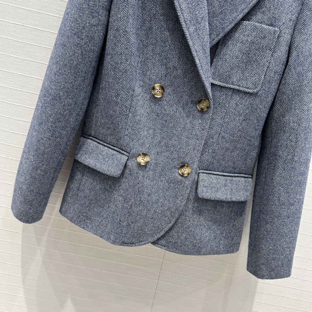 Victoria-- 8o5w5 item:D-F061I0729