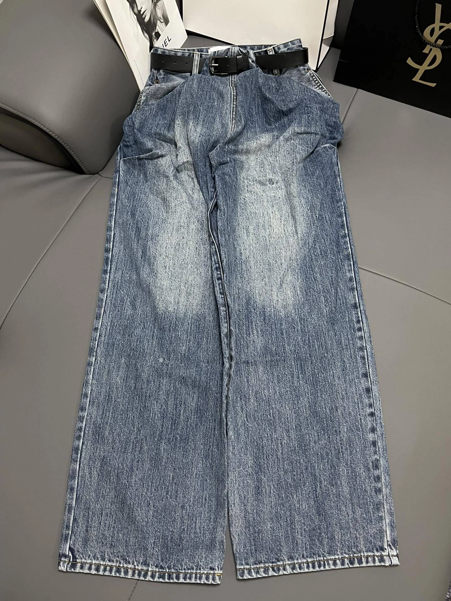 Victoria-- 8o5w5 item:D-F431J4799