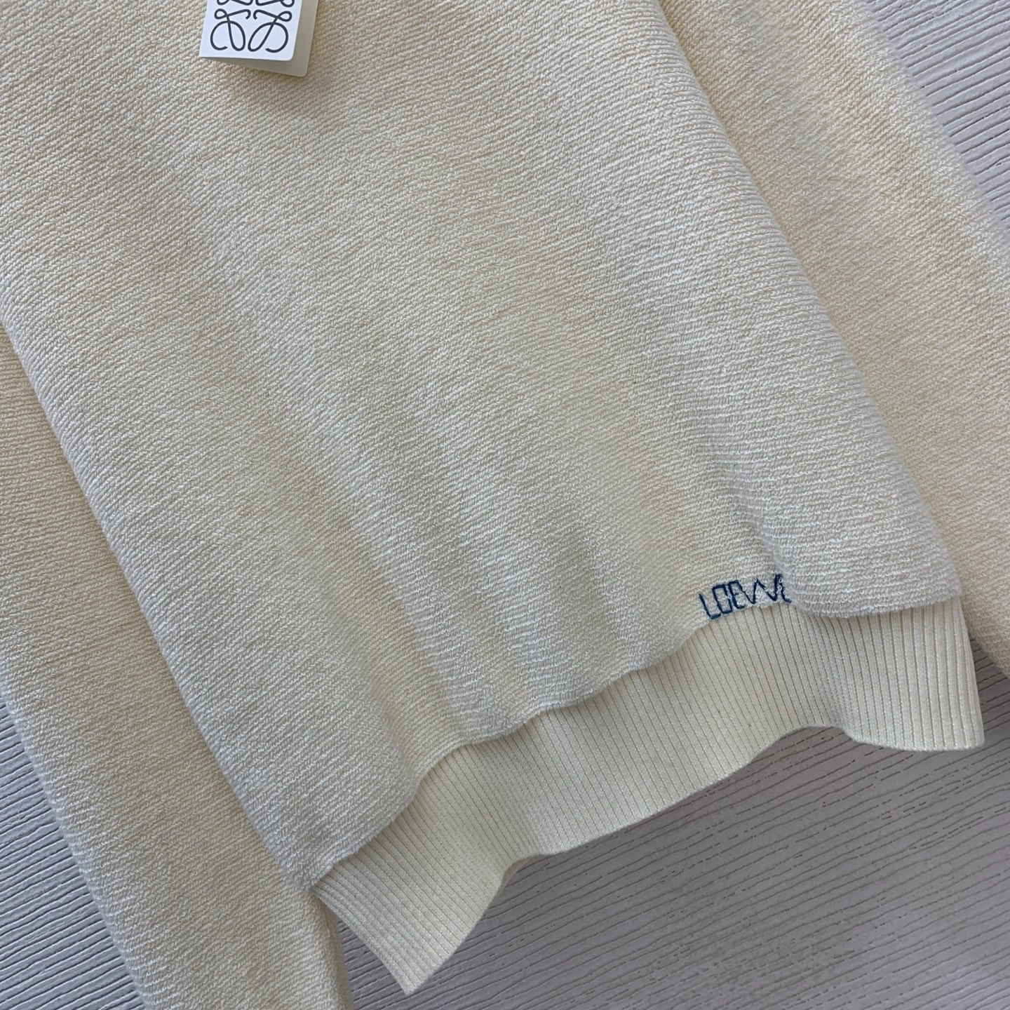 Victoria-- 8o5w5 wool embroidery 2colour item:F-F140A1419-2H