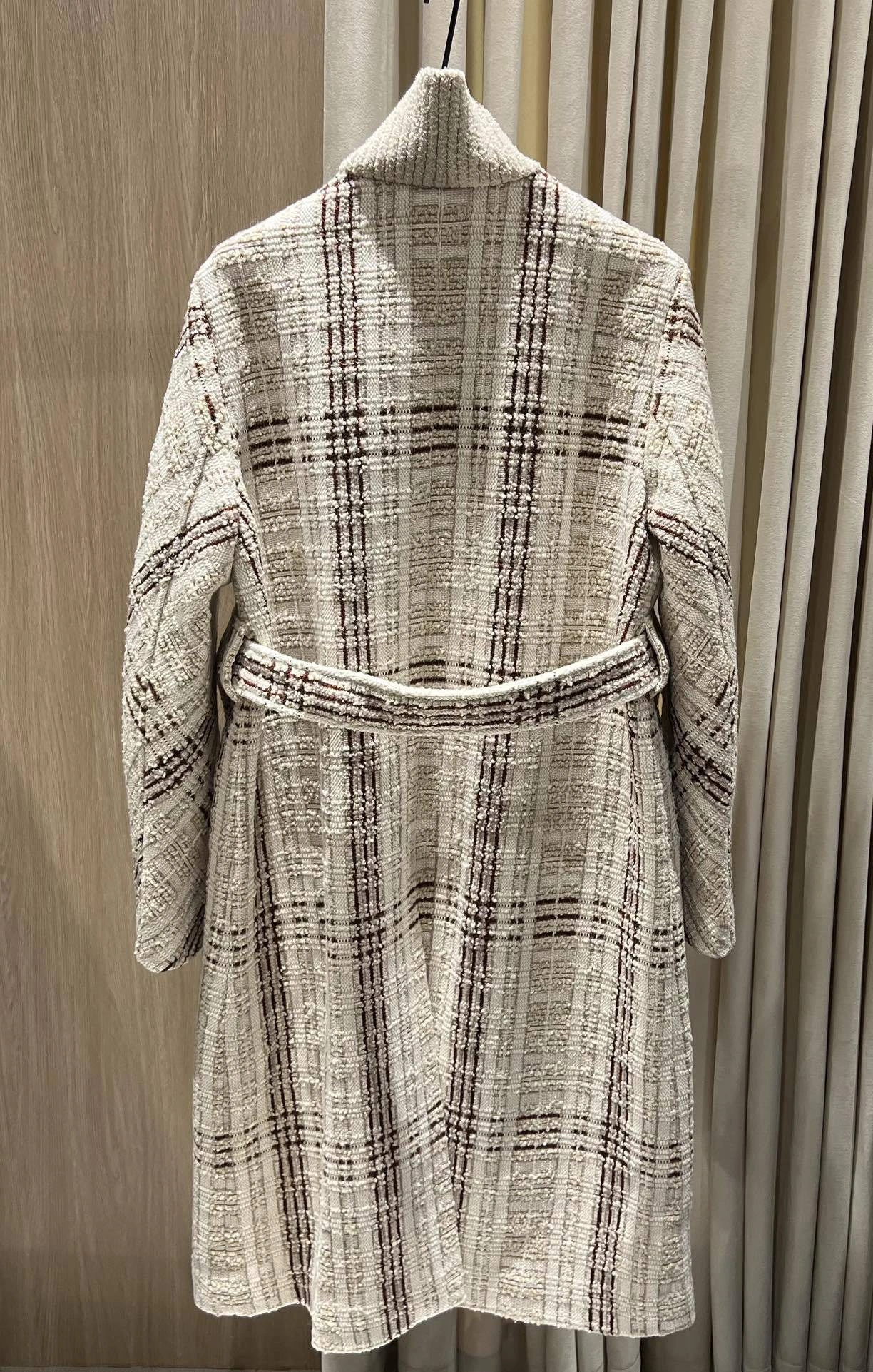 Victoria-- 8oro Pi191 Real silk item:E-F140L2710H