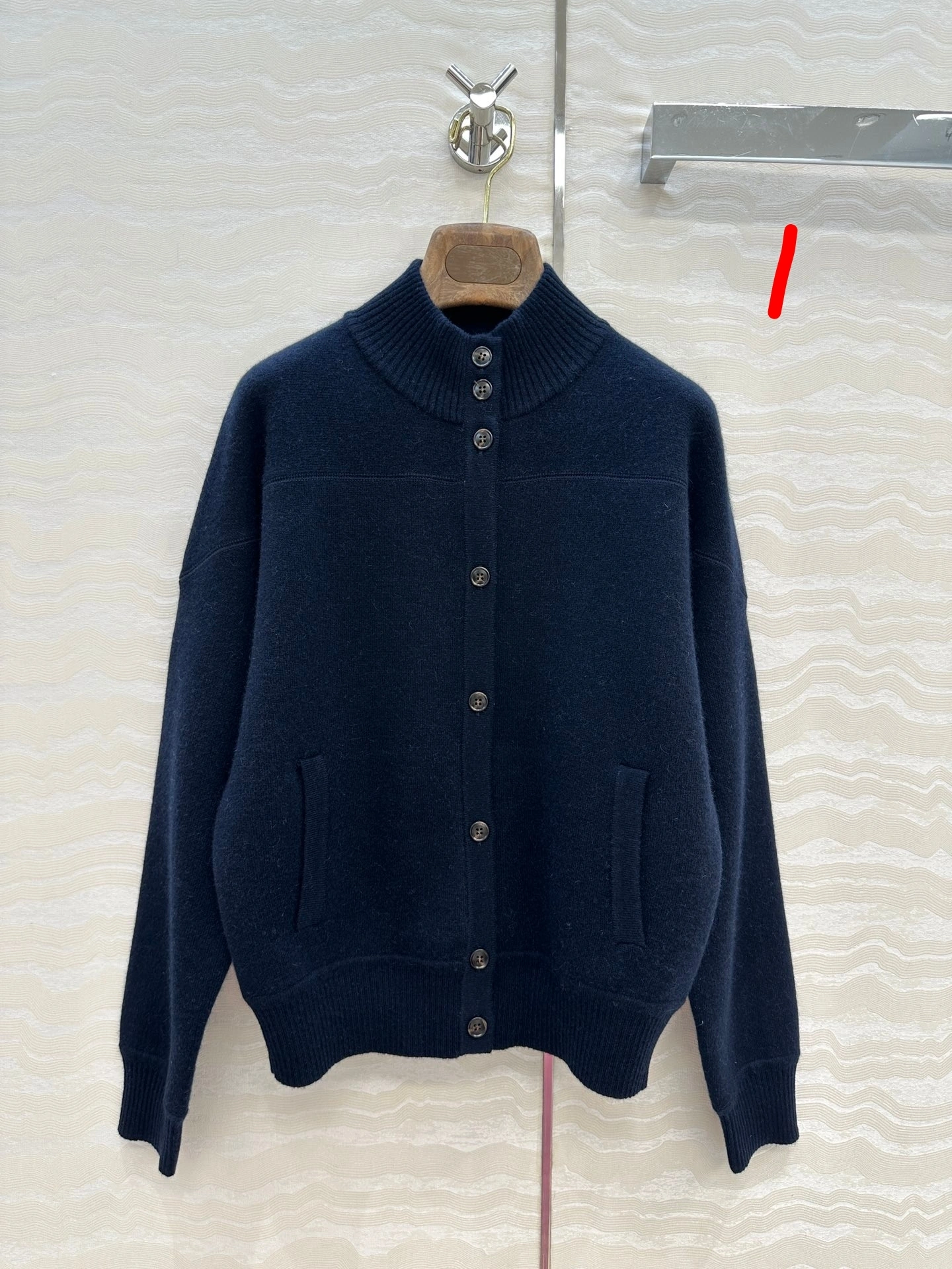 Victoria-- 8oro Pi191 cashmere 2Colour item:F-F061A2001-2