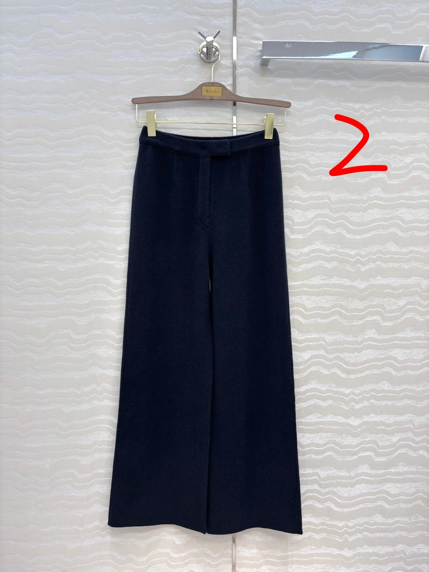 Victoria-- 8oro Pi191 cashmere 2Colour item:F-F061A2002-2