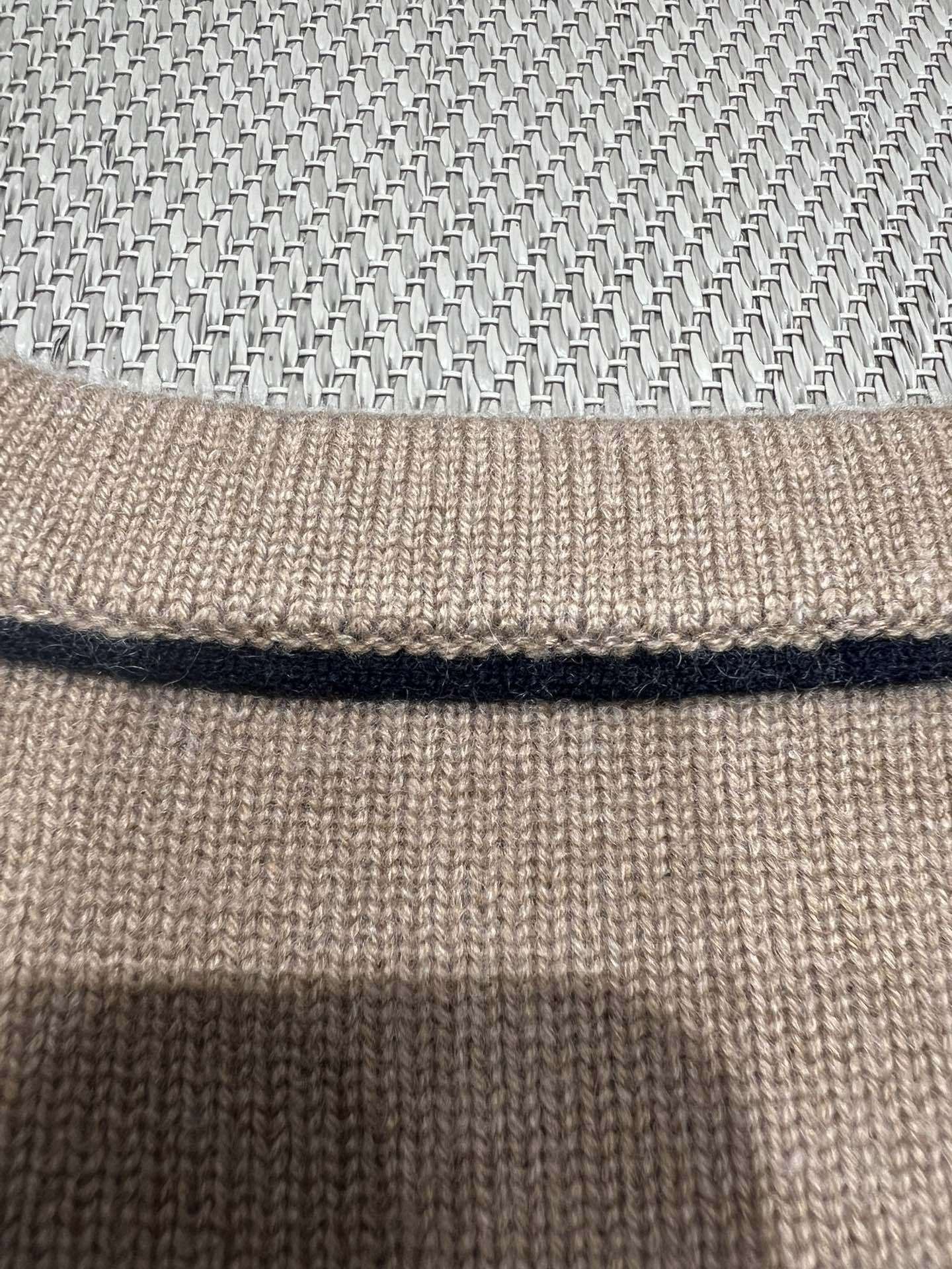 Victoria-- 8oro Pi191 cashmere item: E-F140J1215H