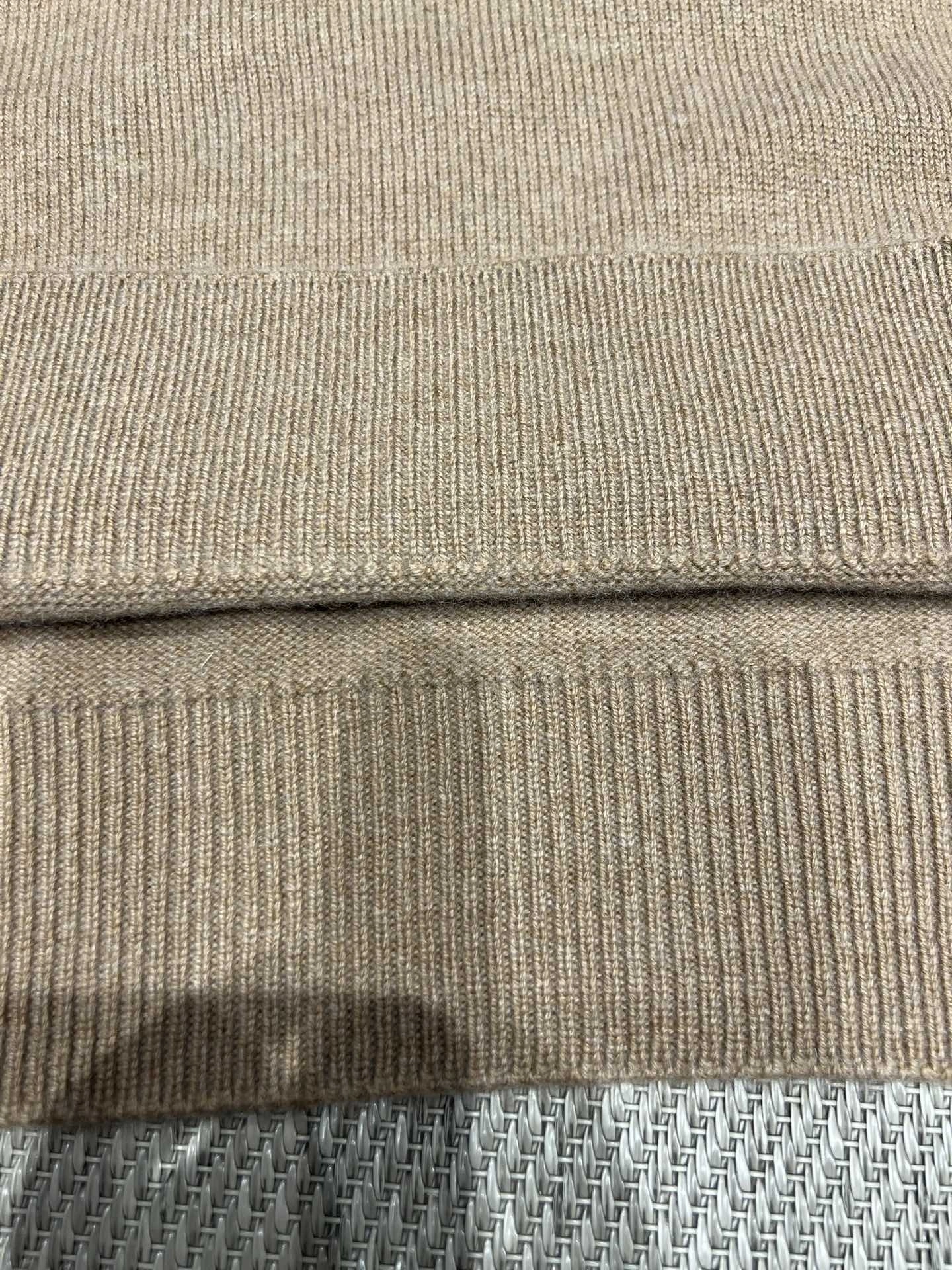 Victoria-- 8oro Pi191 cashmere item: E-F140J1215H