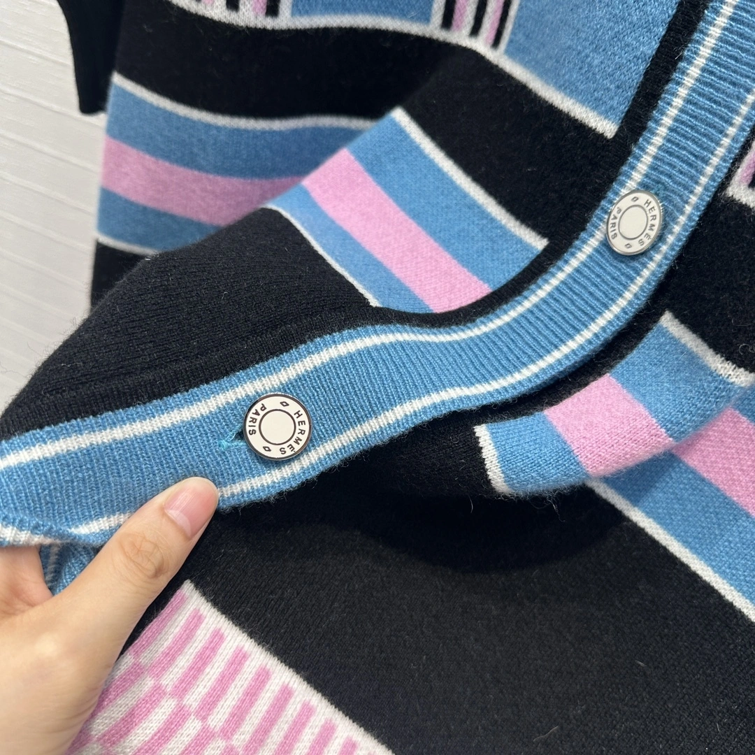 Victoria-- H5r75s cashmere item:D-F240H2527