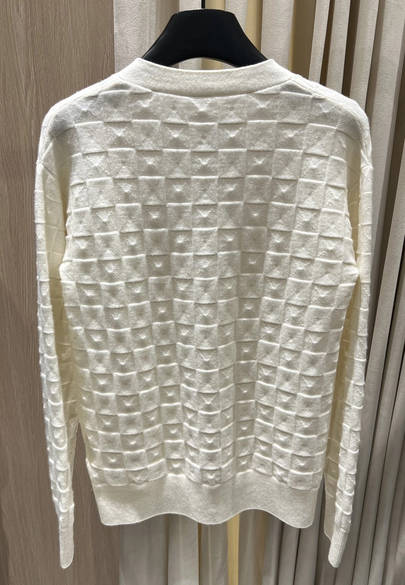 Victoria-- H5r75s cashmere item:E-F140L2735H