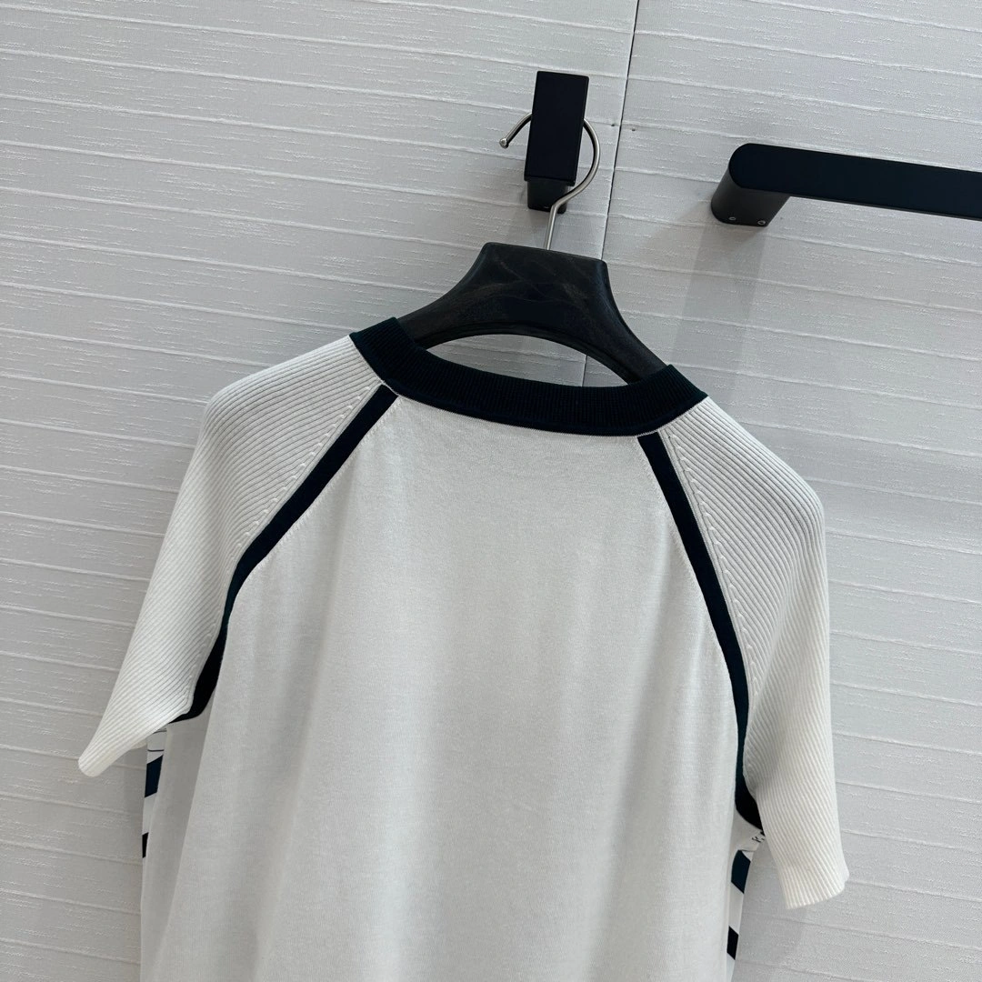 &Victoria-- H5r75s wool 2colour item:E-F240B0737
