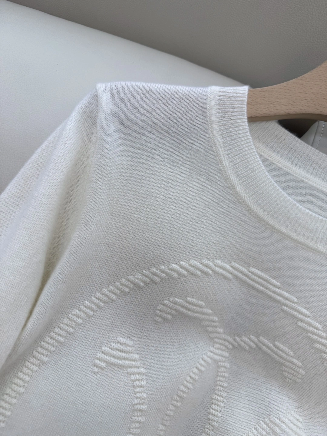 Victoria-- H5r75s wool 2colour item:E-F327J0919-2