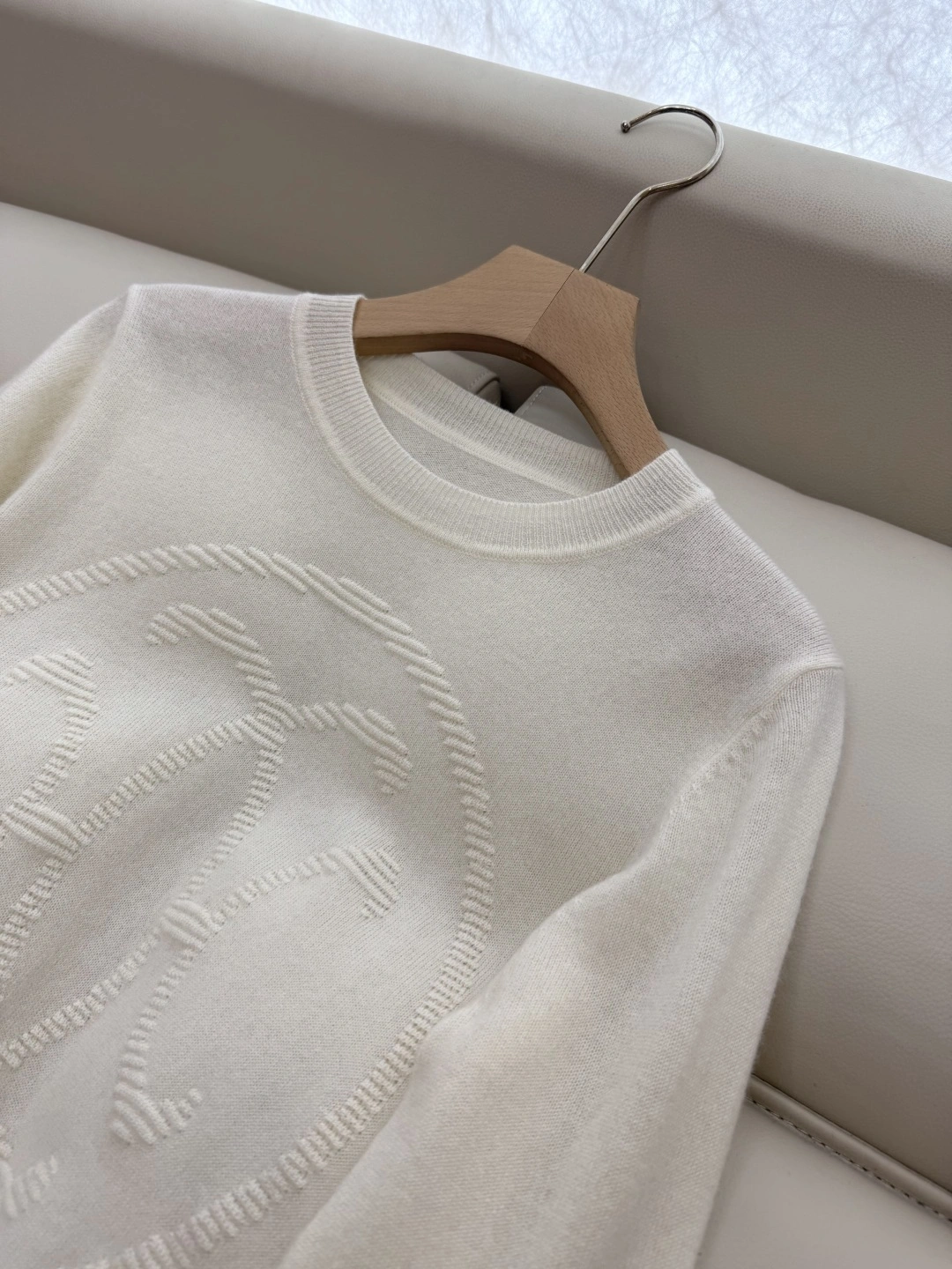 Victoria-- H5r75s wool 2colour item:E-F327J0919-2