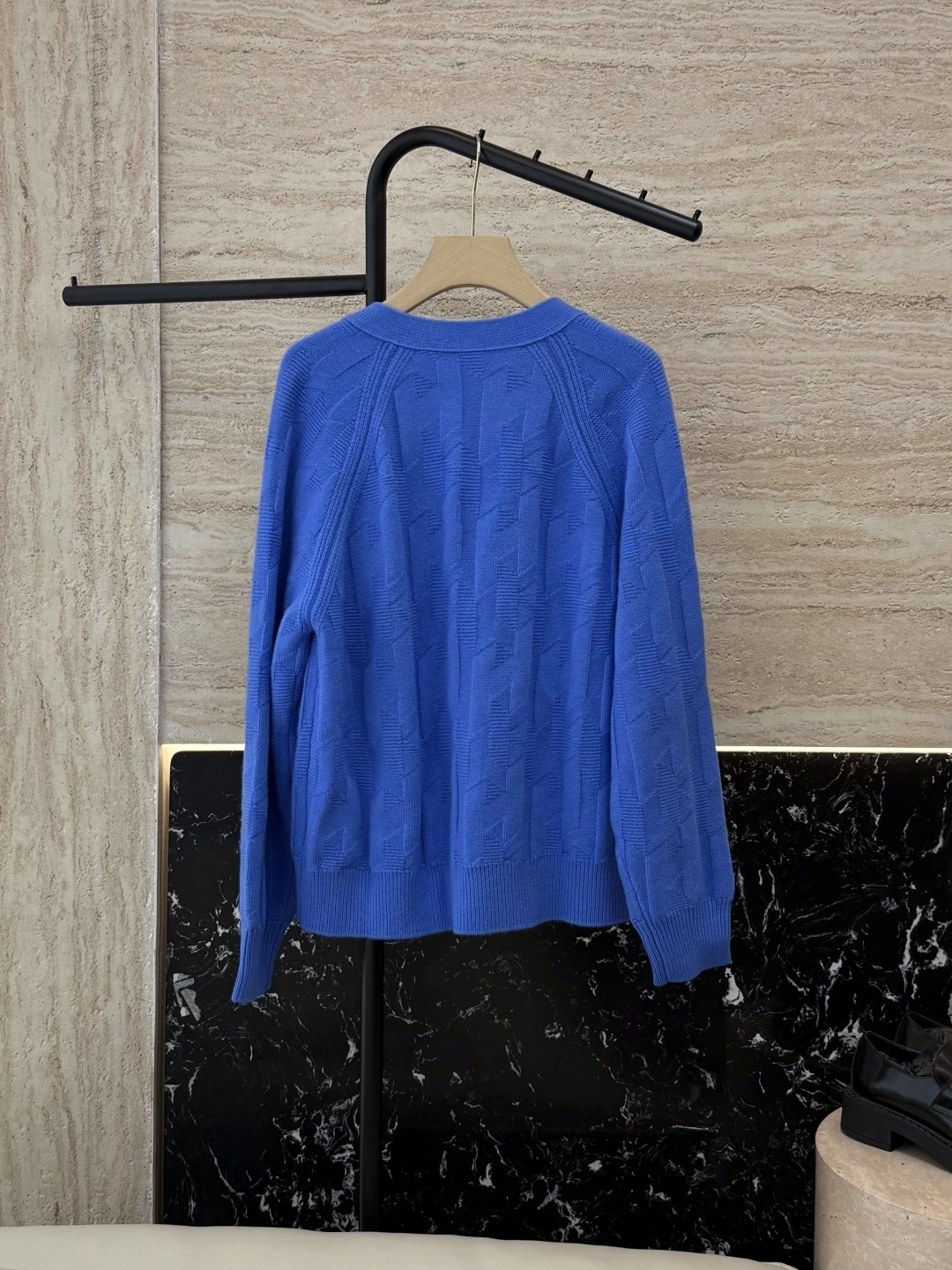 Victoria-- H5r75s wool 2colour item:E-F327J0920-2
