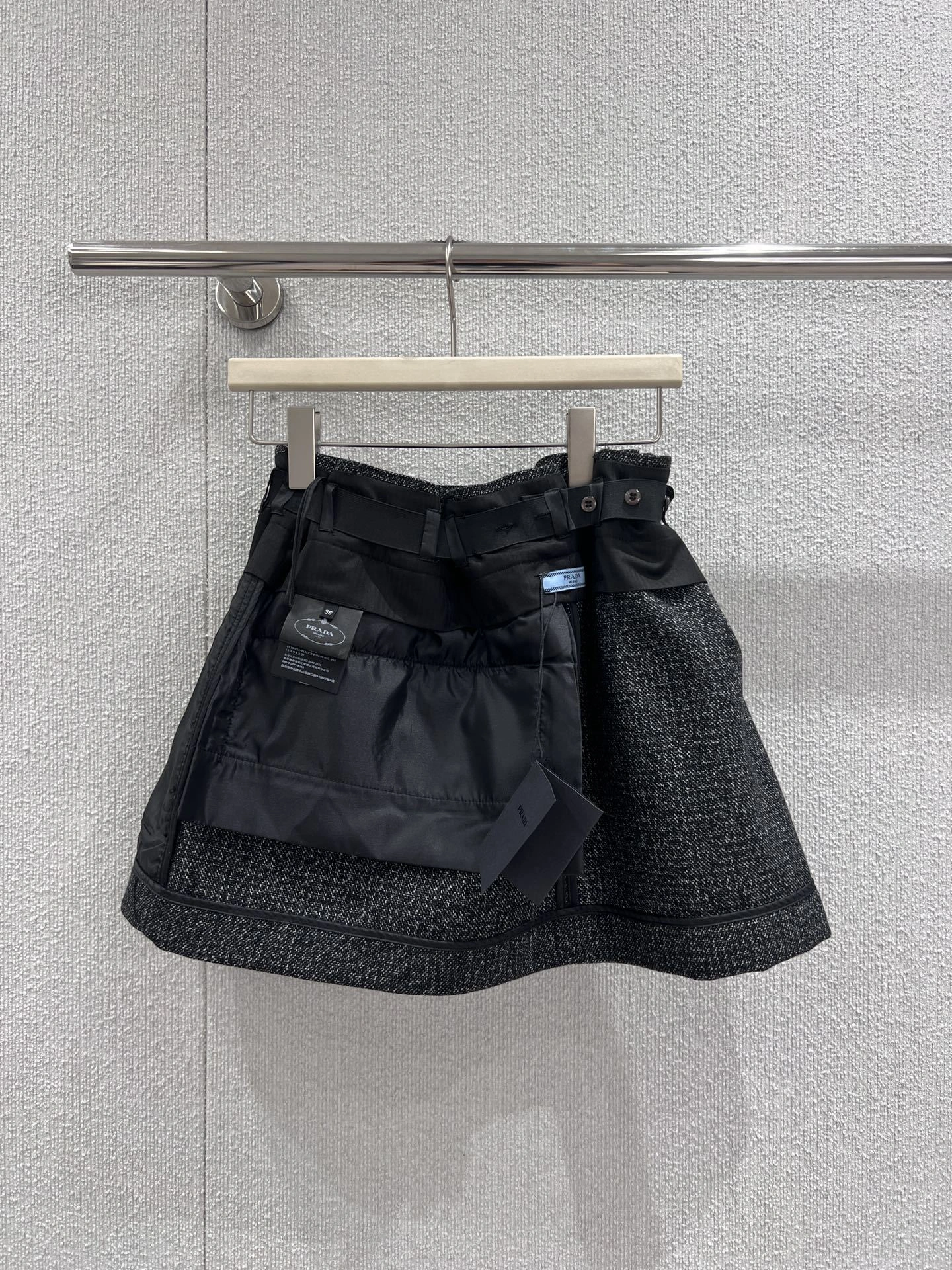 Victoria-- Pr141 25Fw wool item:F-F061A2029