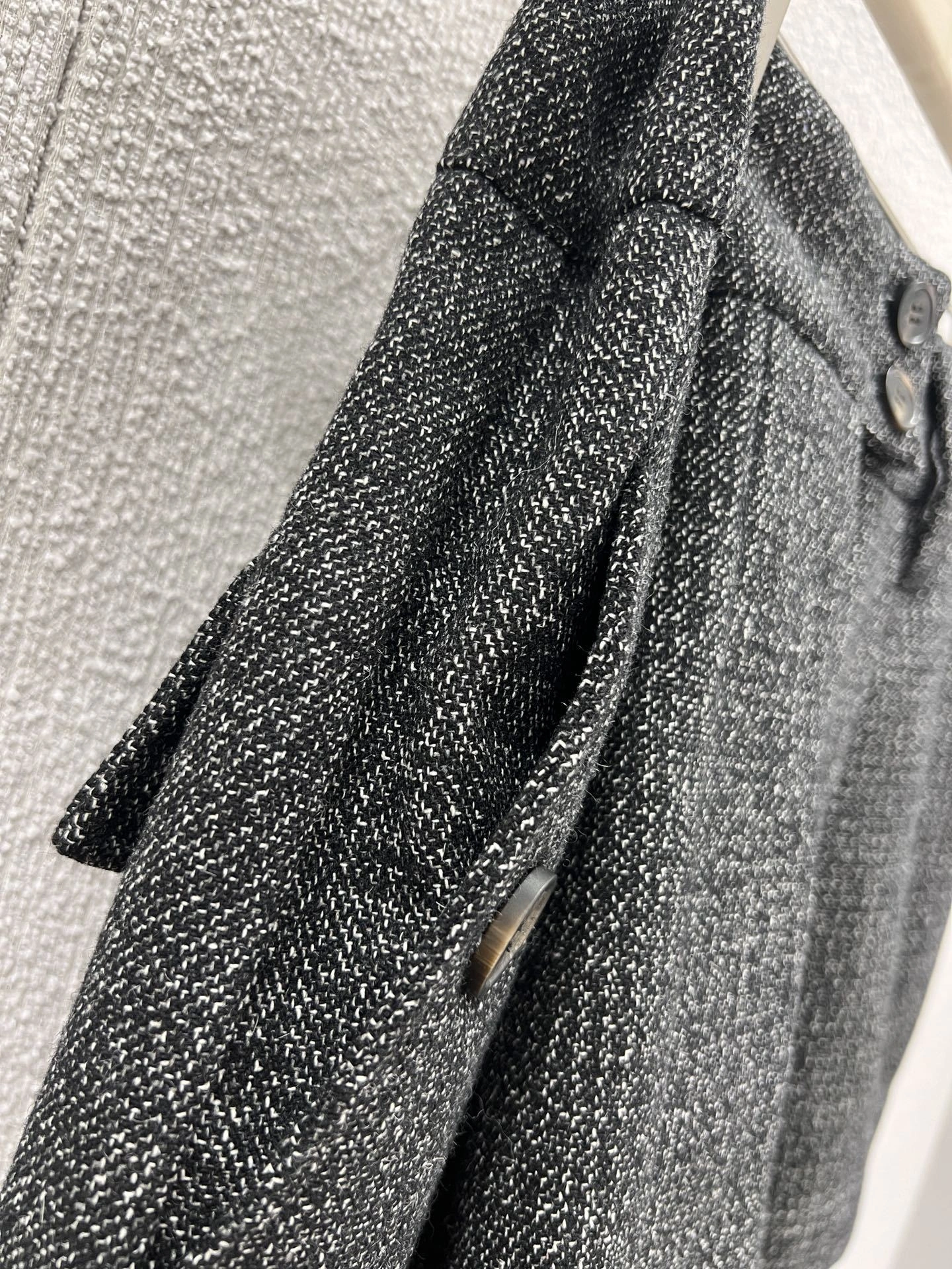 Victoria-- Pr141 25Fw wool item:F-F061A2029