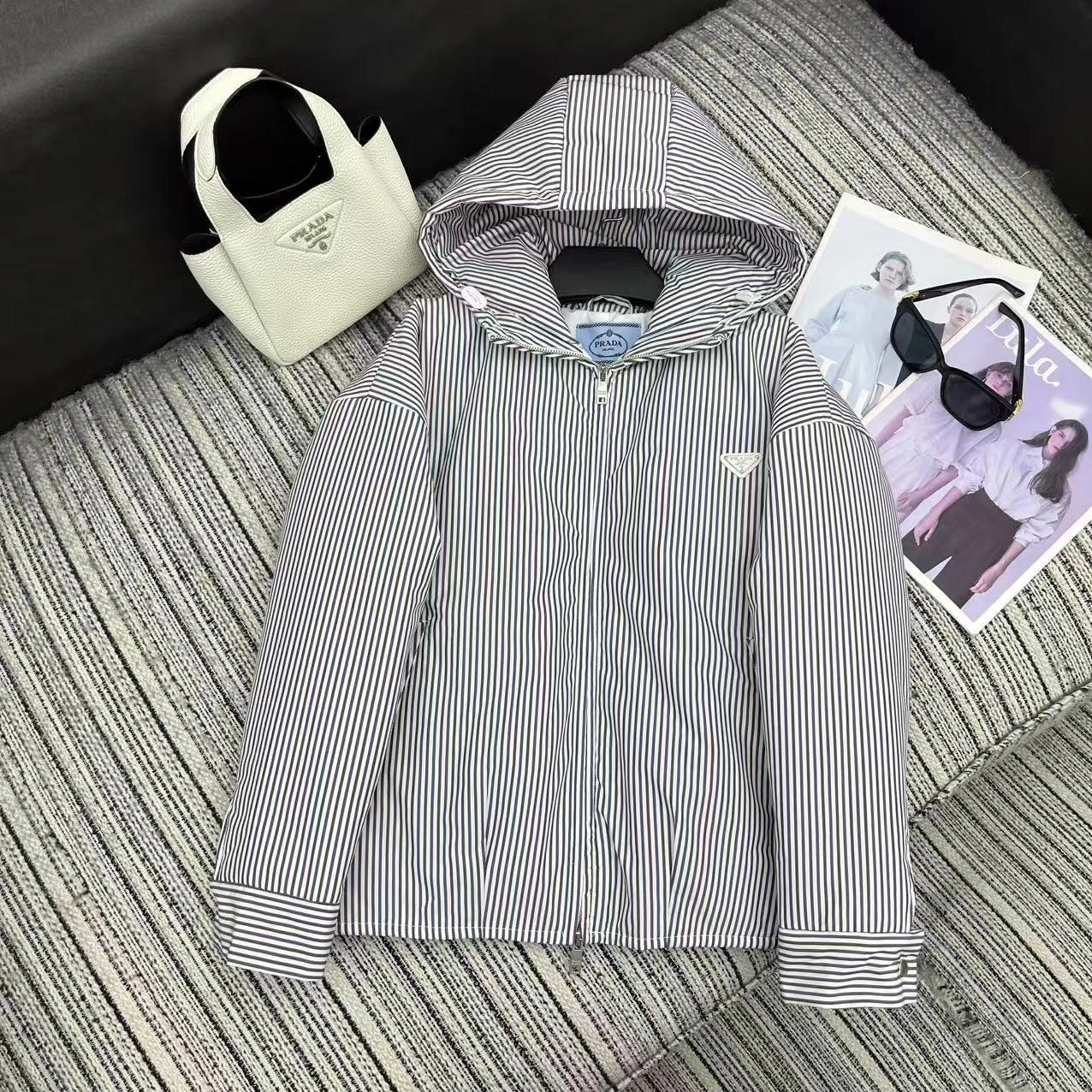 Victoria-- Pr141 3colour item:E-F327J0928-3
