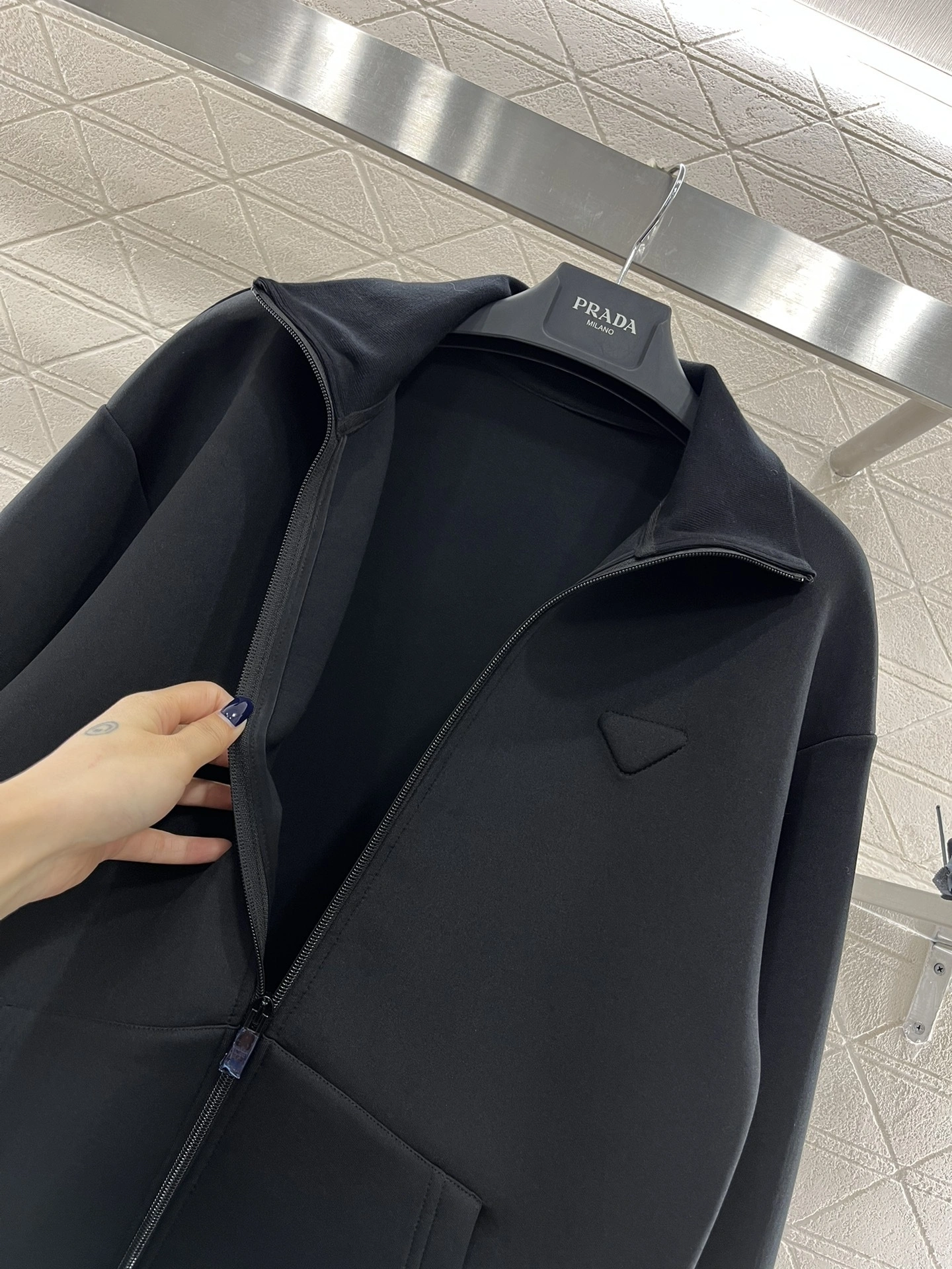 Victoria-- Pr141 Detachable item:D-F244K1113