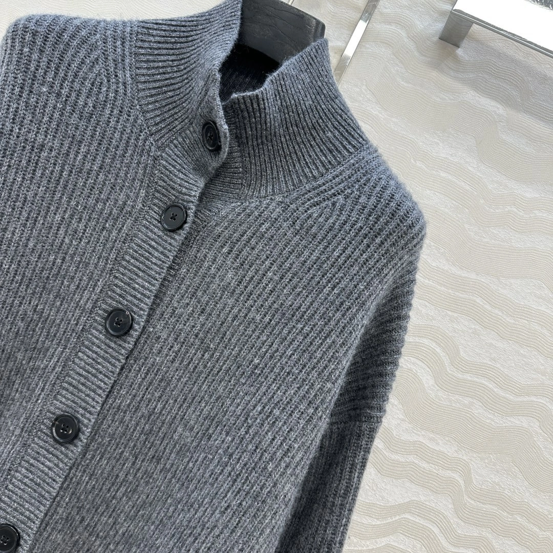 Victoria-- Pr141 cashmere item:E-F327J0924