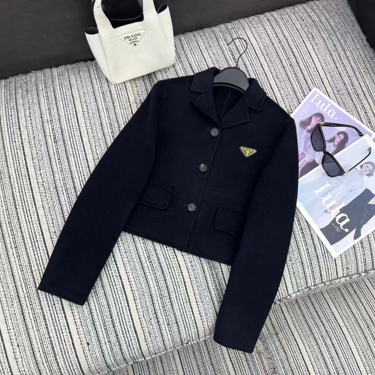 Victoria-- Pr141 cashmere item:E-F327J0927