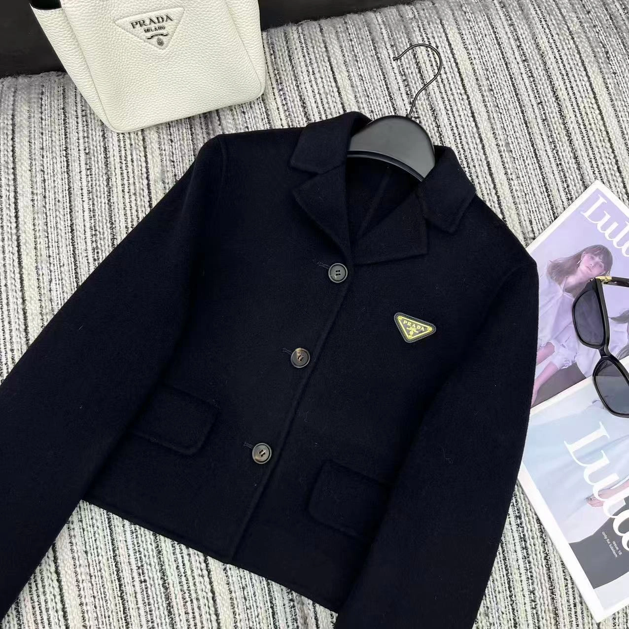 Victoria-- Pr141 cashmere item:E-F327J0927