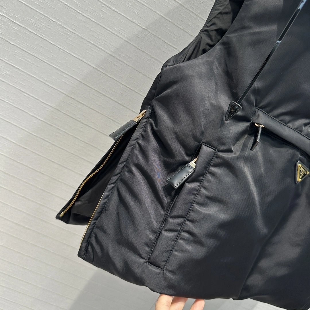 Victoria-- Pr141 item:D-F240H2532