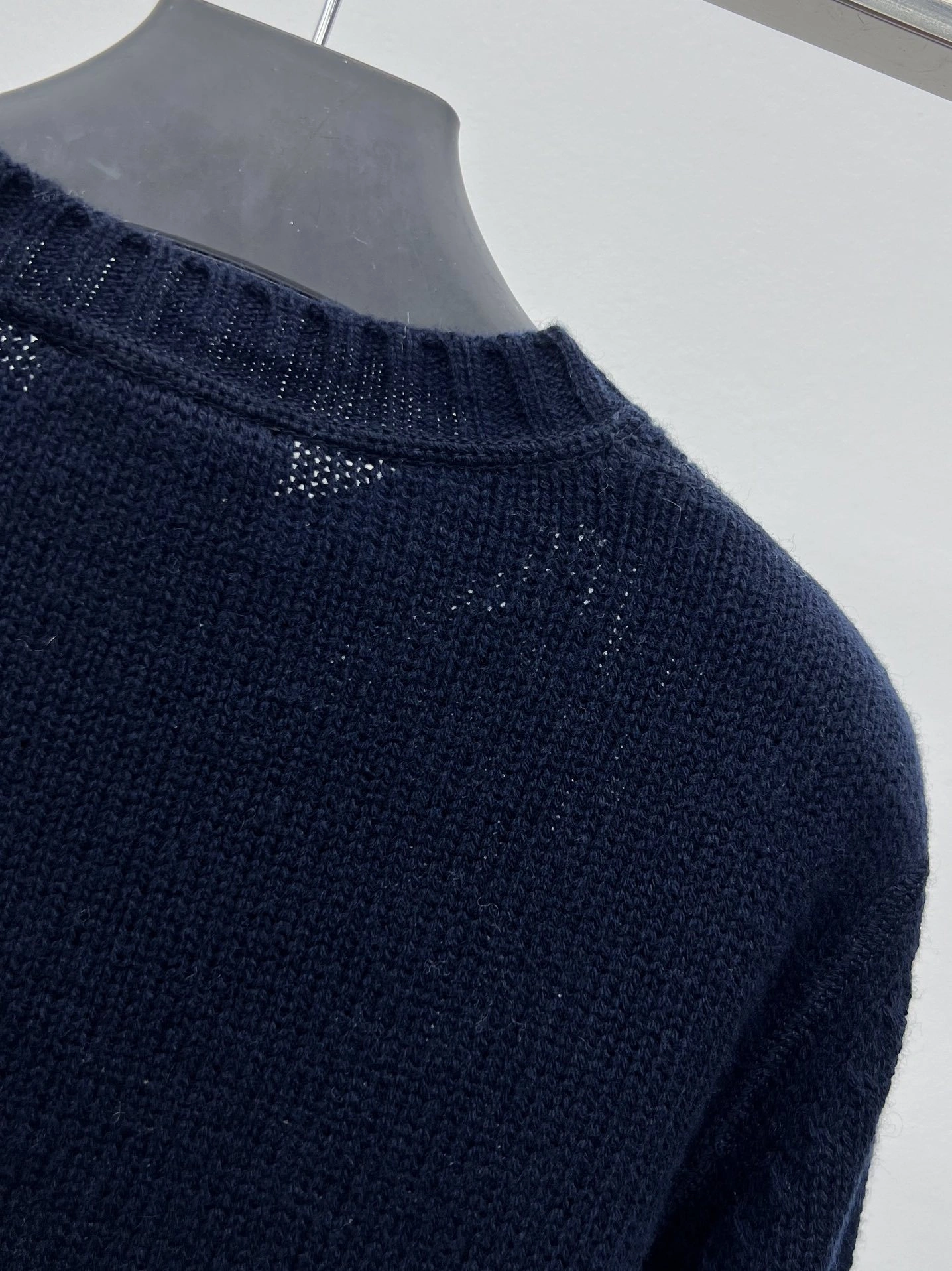 Victoria-- Pr141 wool cashmere item:F-F245A2032