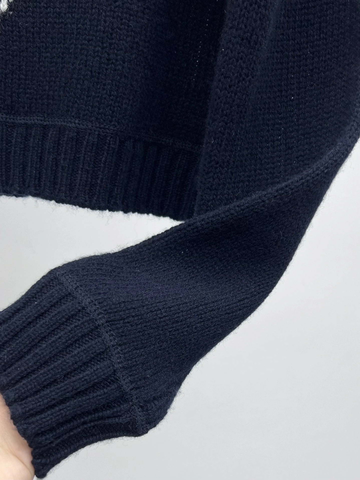 Victoria-- Pr141 wool cashmere item:F-F245A2032