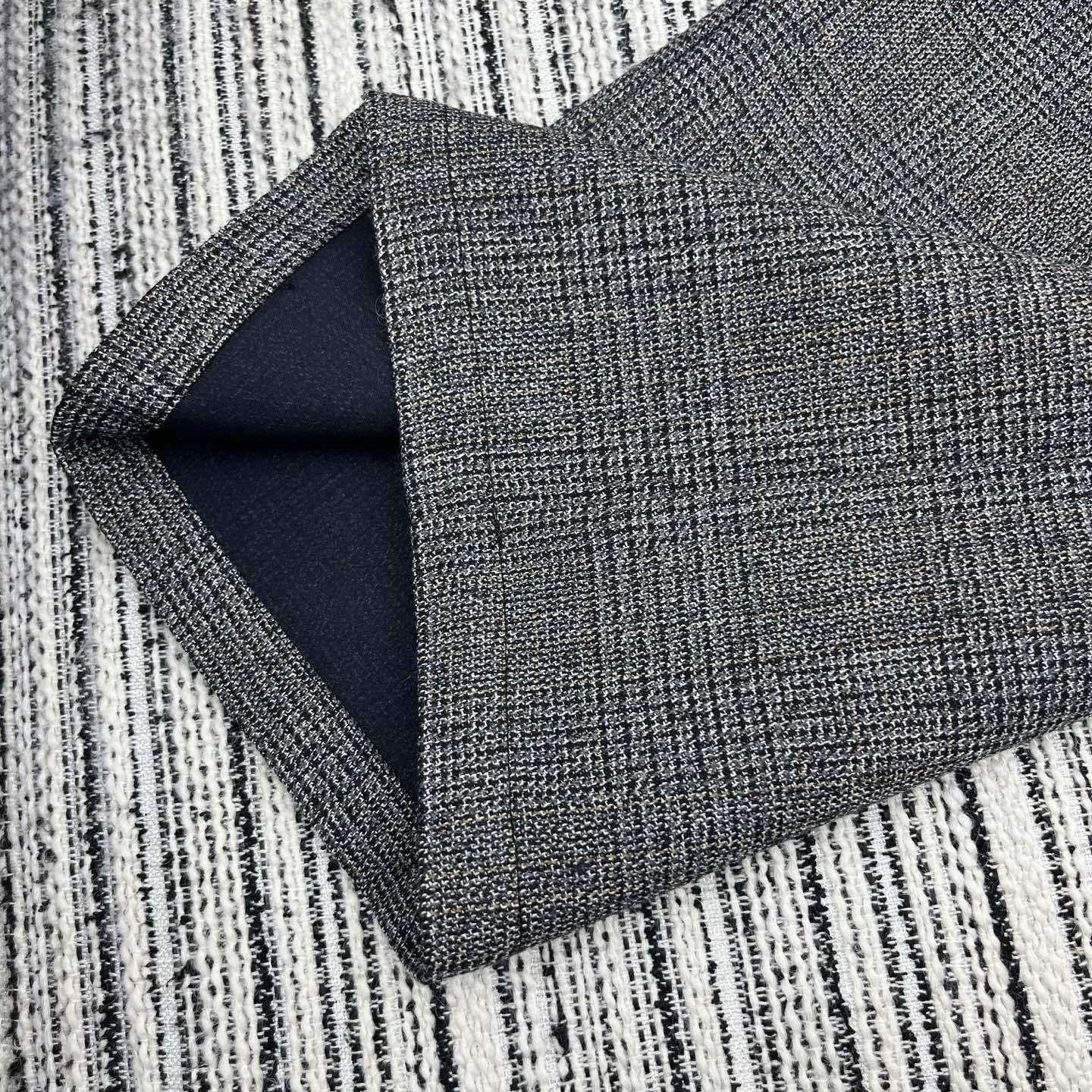 Victoria-- Pr141 wool item:E-F327J0926