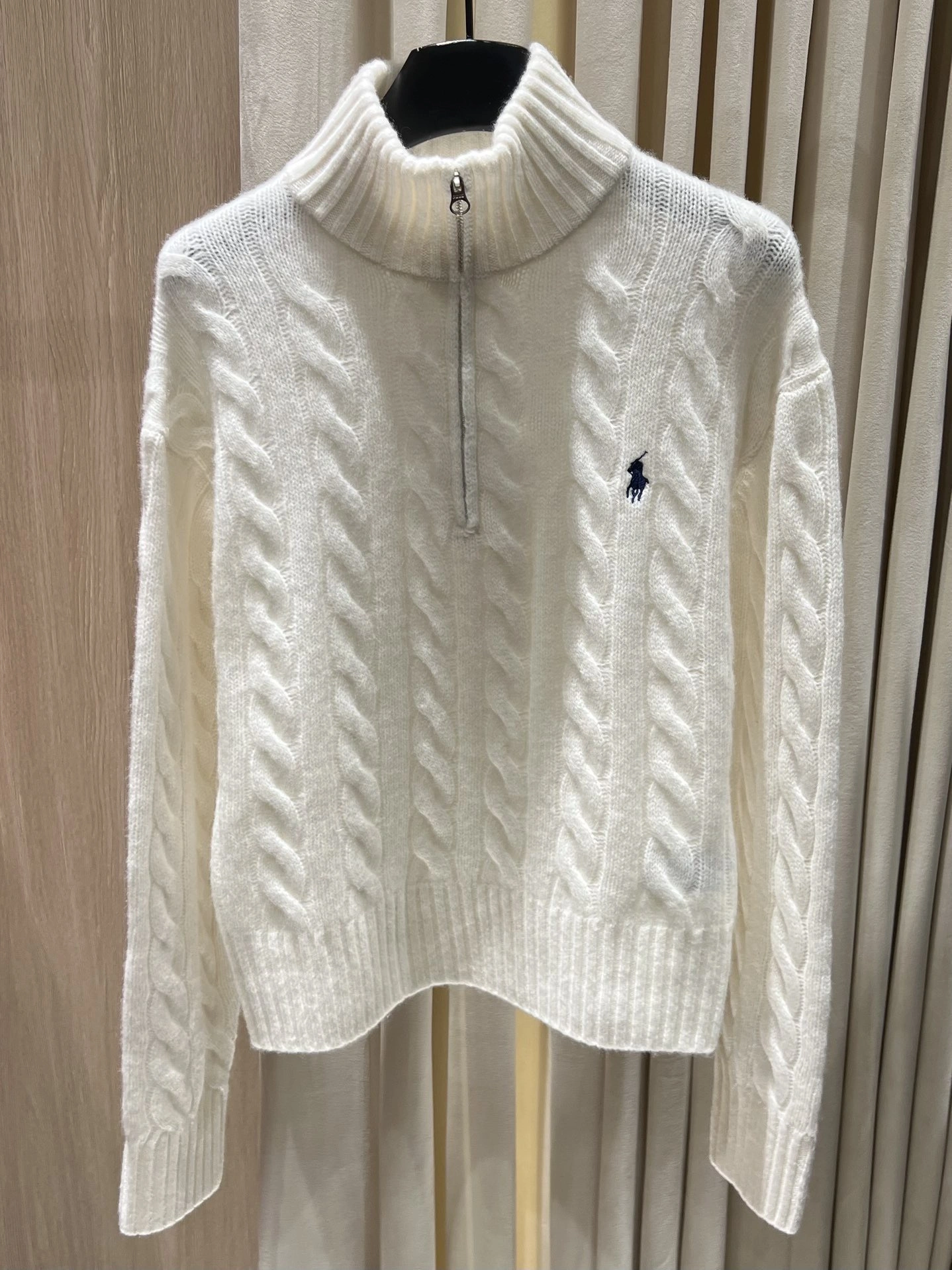 Victoria-- R18ph cashmere embroidery 3colour item:E-F140L1012-3H