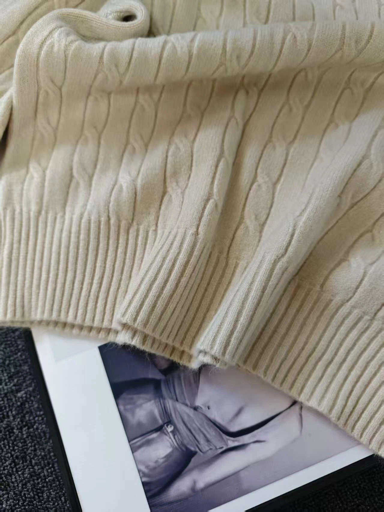 Victoria-- R18ph embroidery 3colour item:E-F110L1860-3F