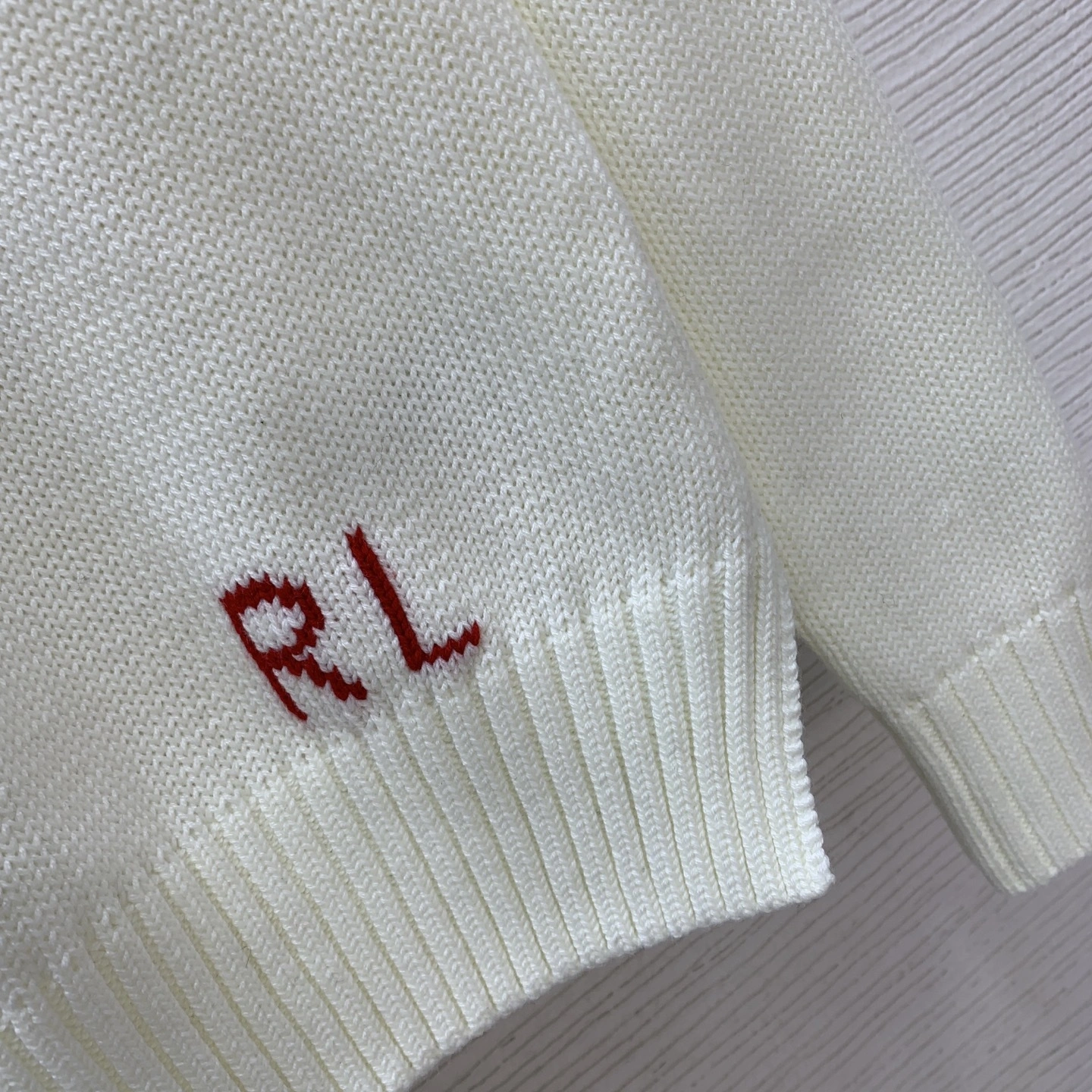 Victoria-- R18ph wool 2colour item:E-F044L1980-2H