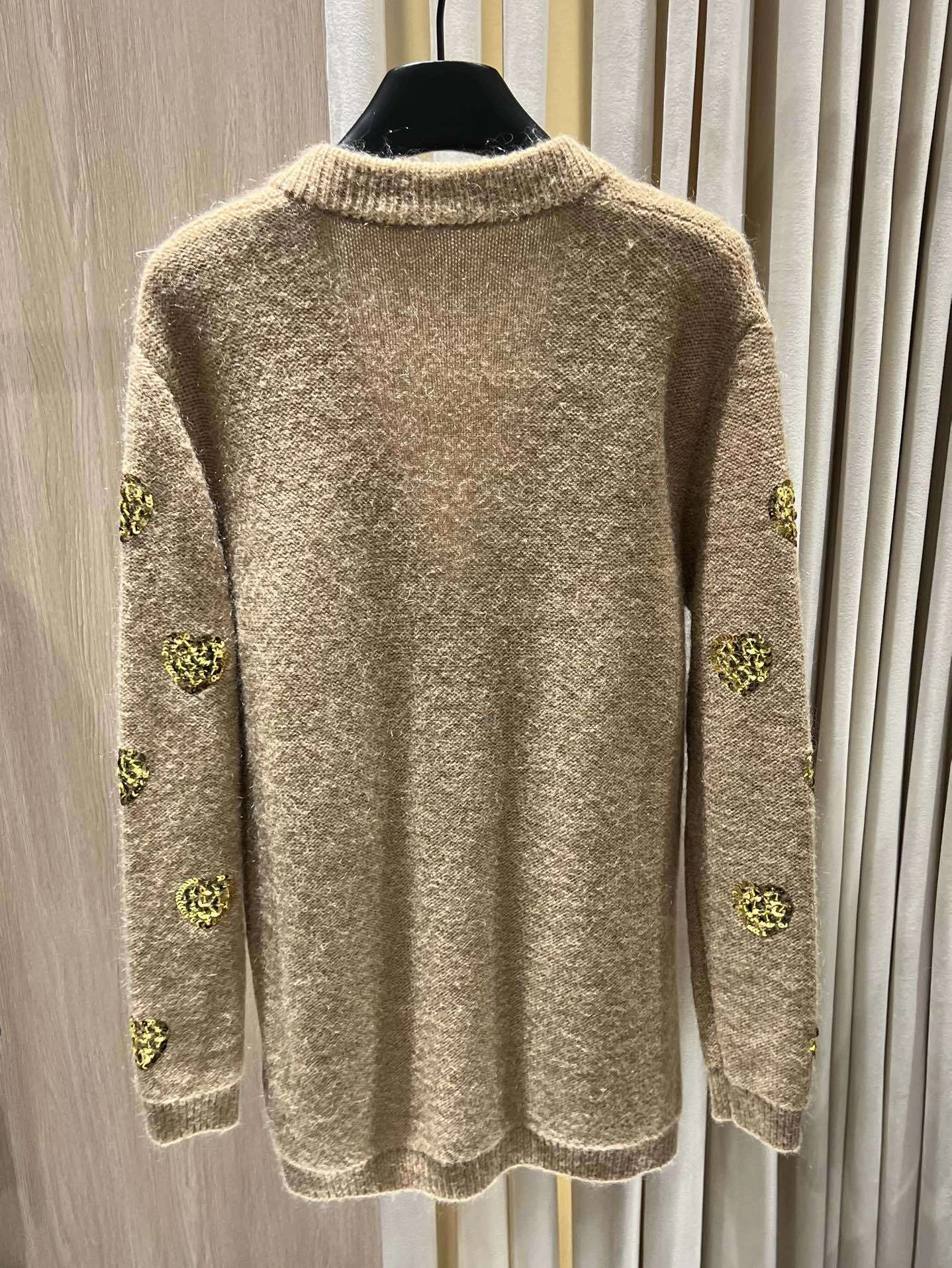 Victoria-- V1859ti9o Sequin Heart Wool Cardigan item:E-F140L1908H