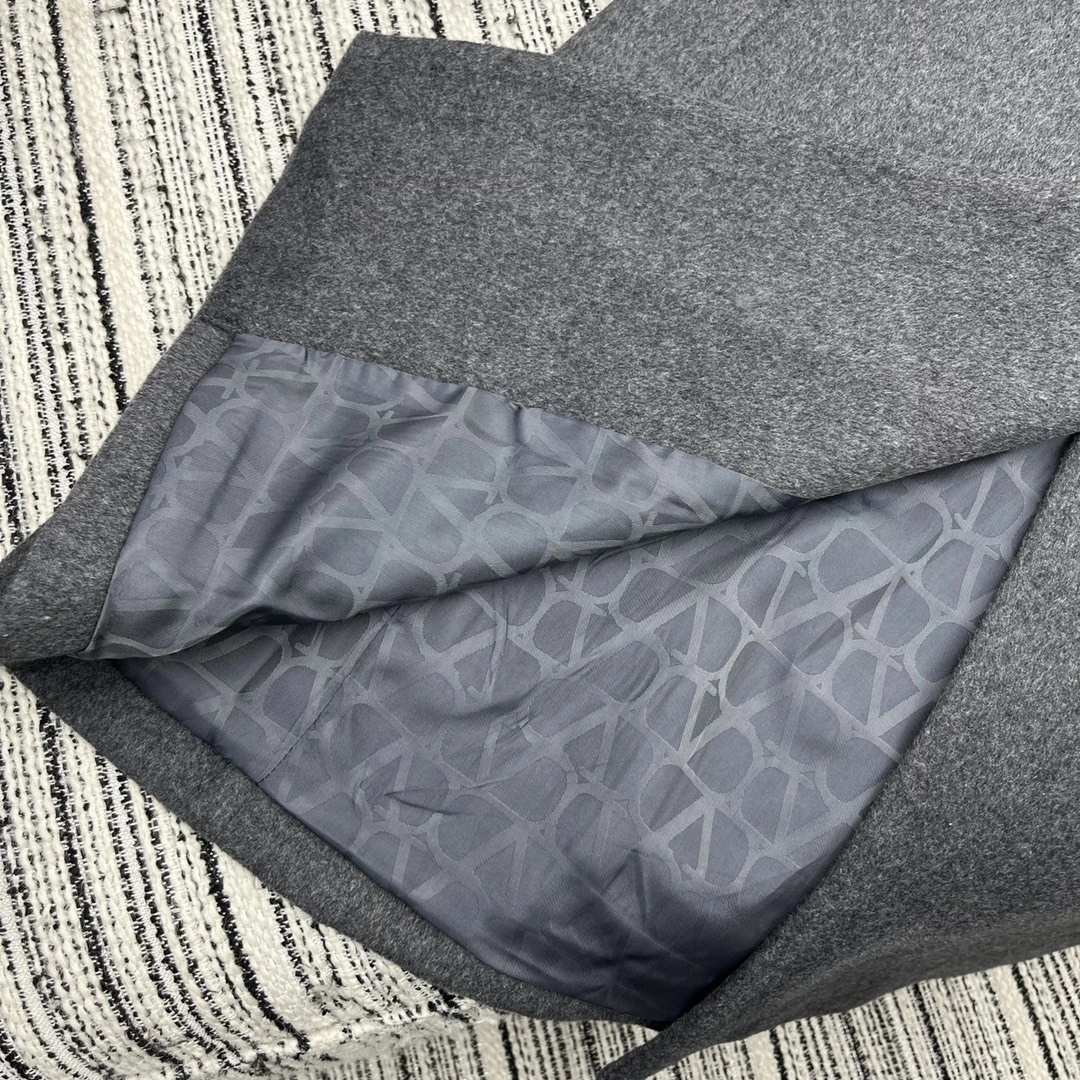 Victoria-- V1859ti9o Wool item:D-F2440524