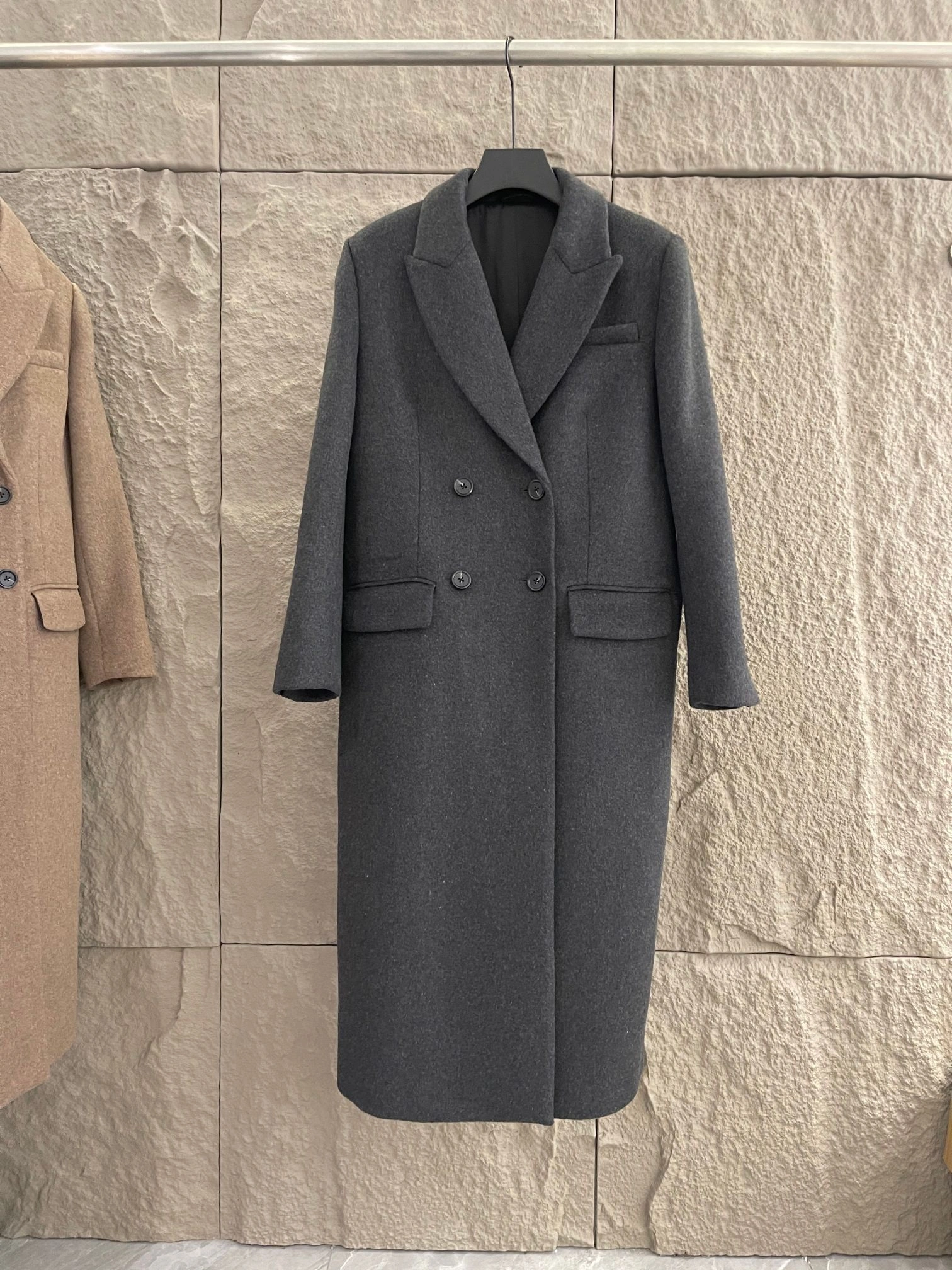 Victoria-- Yv5s Wool 2Colour item:D-F244K1106-2