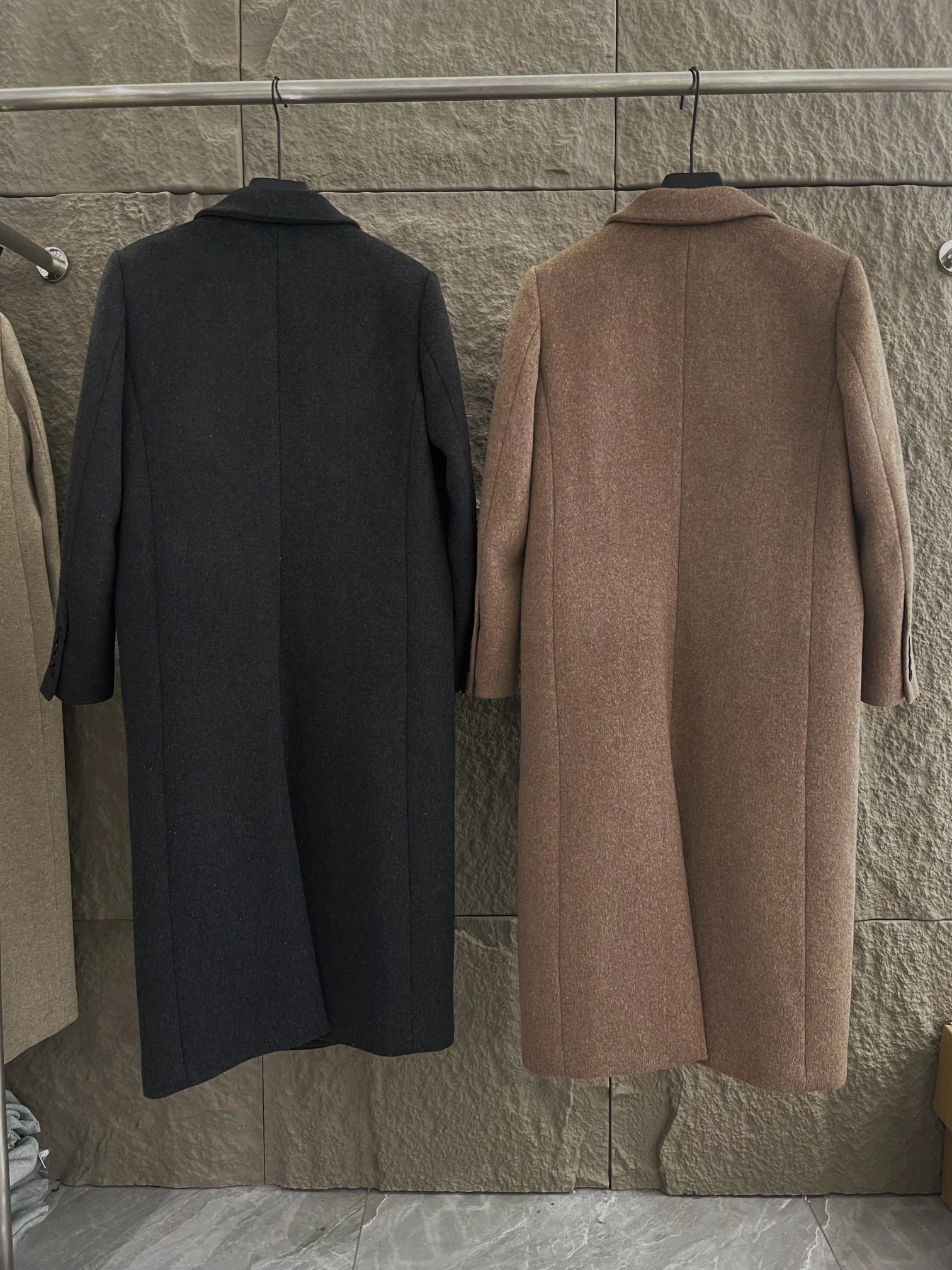 Victoria-- Yv5s Wool 2Colour item:D-F244K1106-2