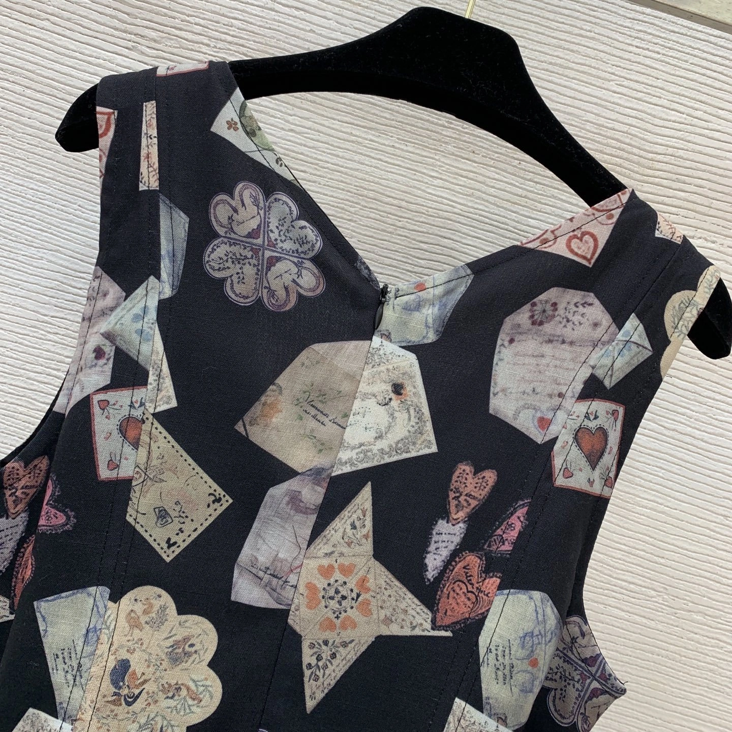 Victoria-- Zi775r7199 Cotton Linen fabric item:E-F044L2704H