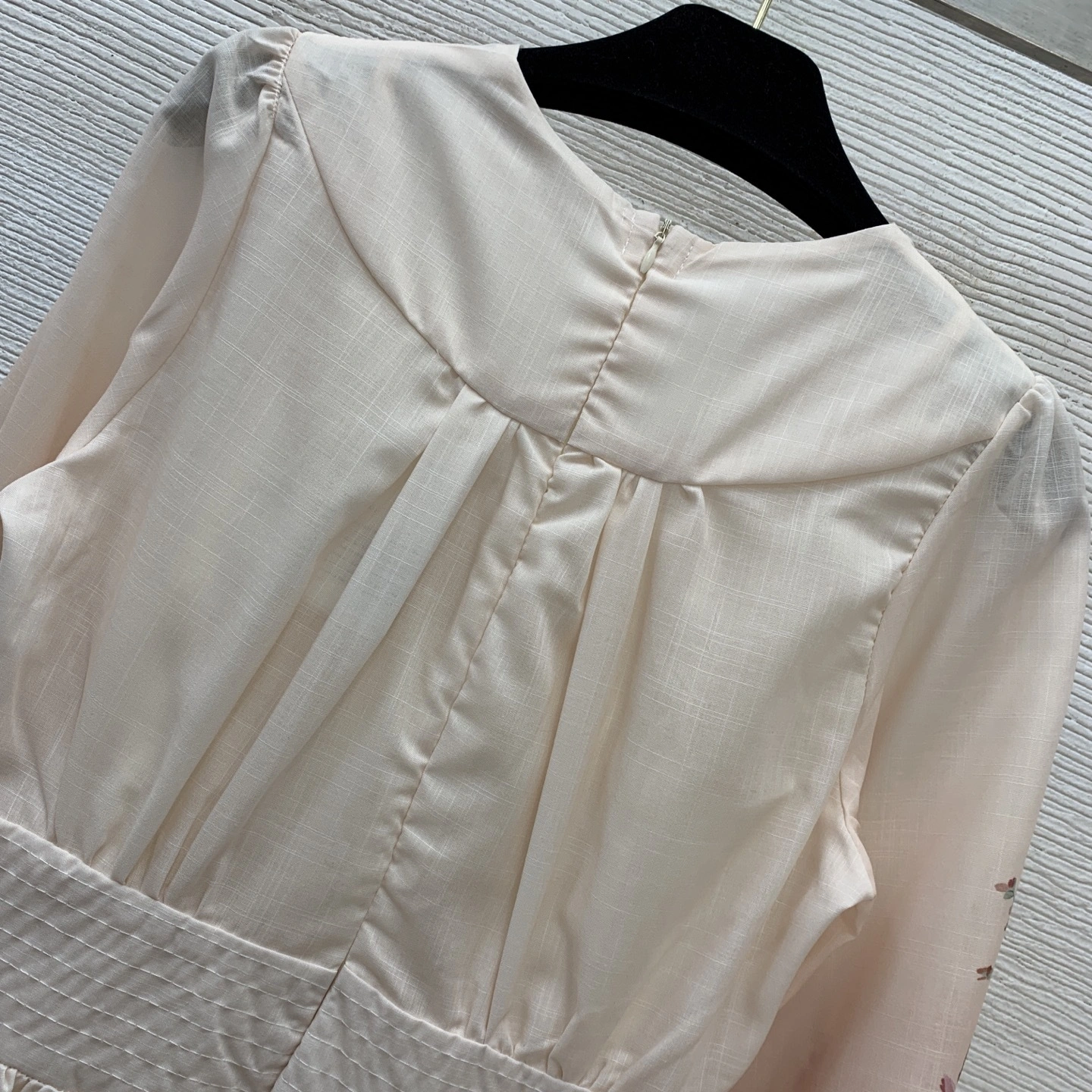 Victoria-- Zi775r7199 Cotton Linen fabric item:F-F044A1443H