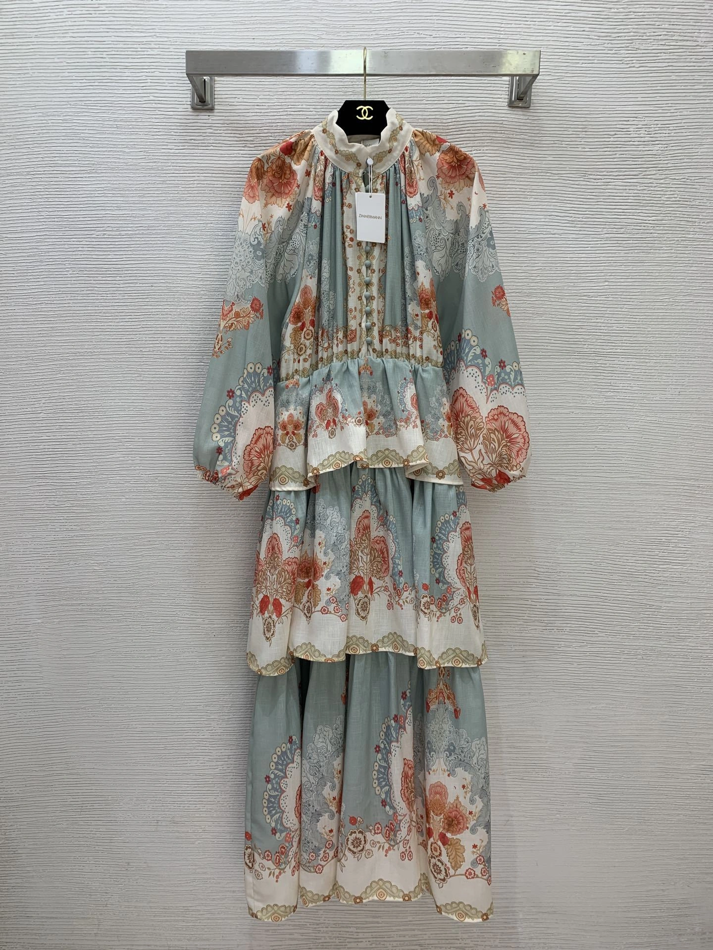 Victoria-- Zi775r7199 Linen fabric item:F-F044A1448H