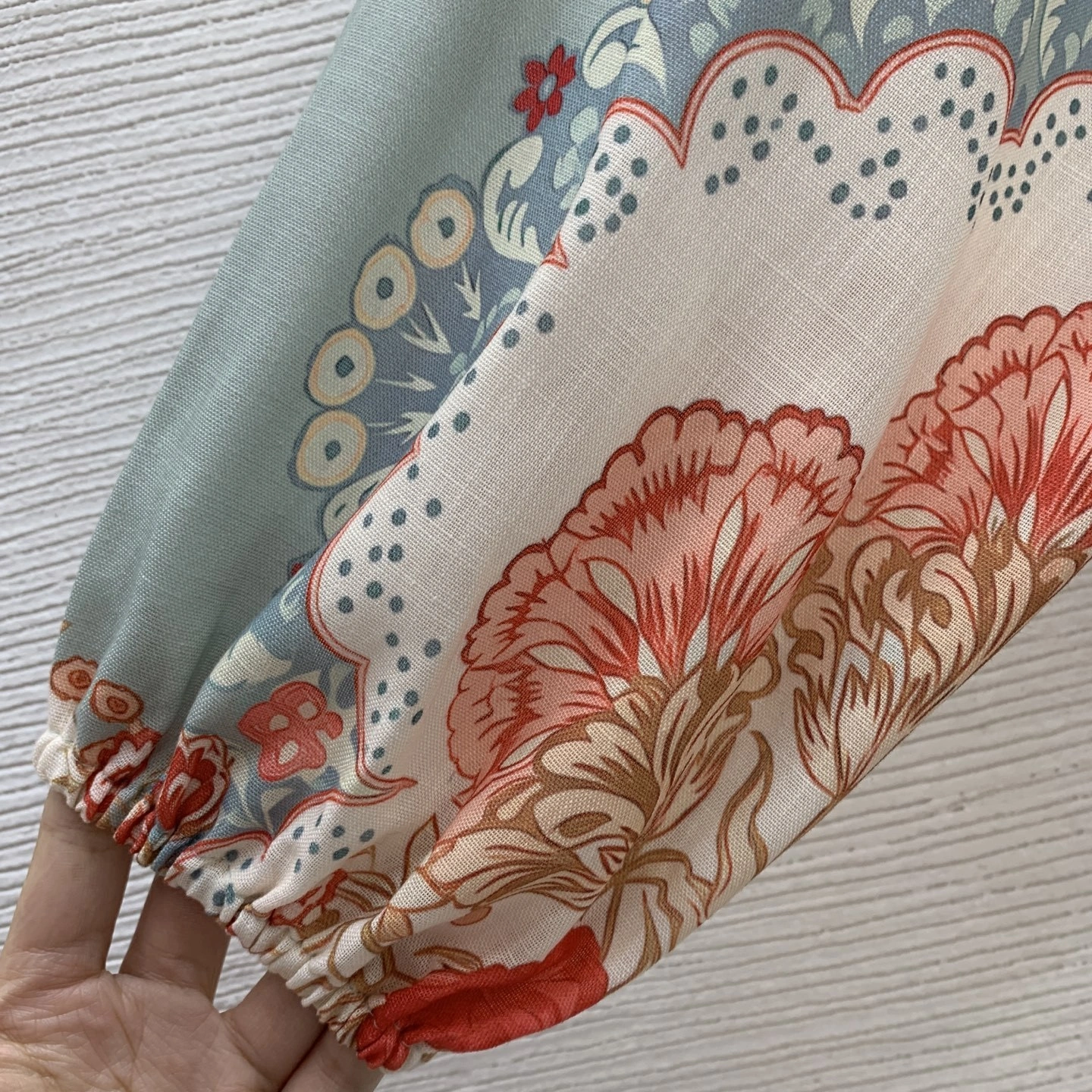 Victoria-- Zi775r7199 Linen fabric item:F-F044A1448H