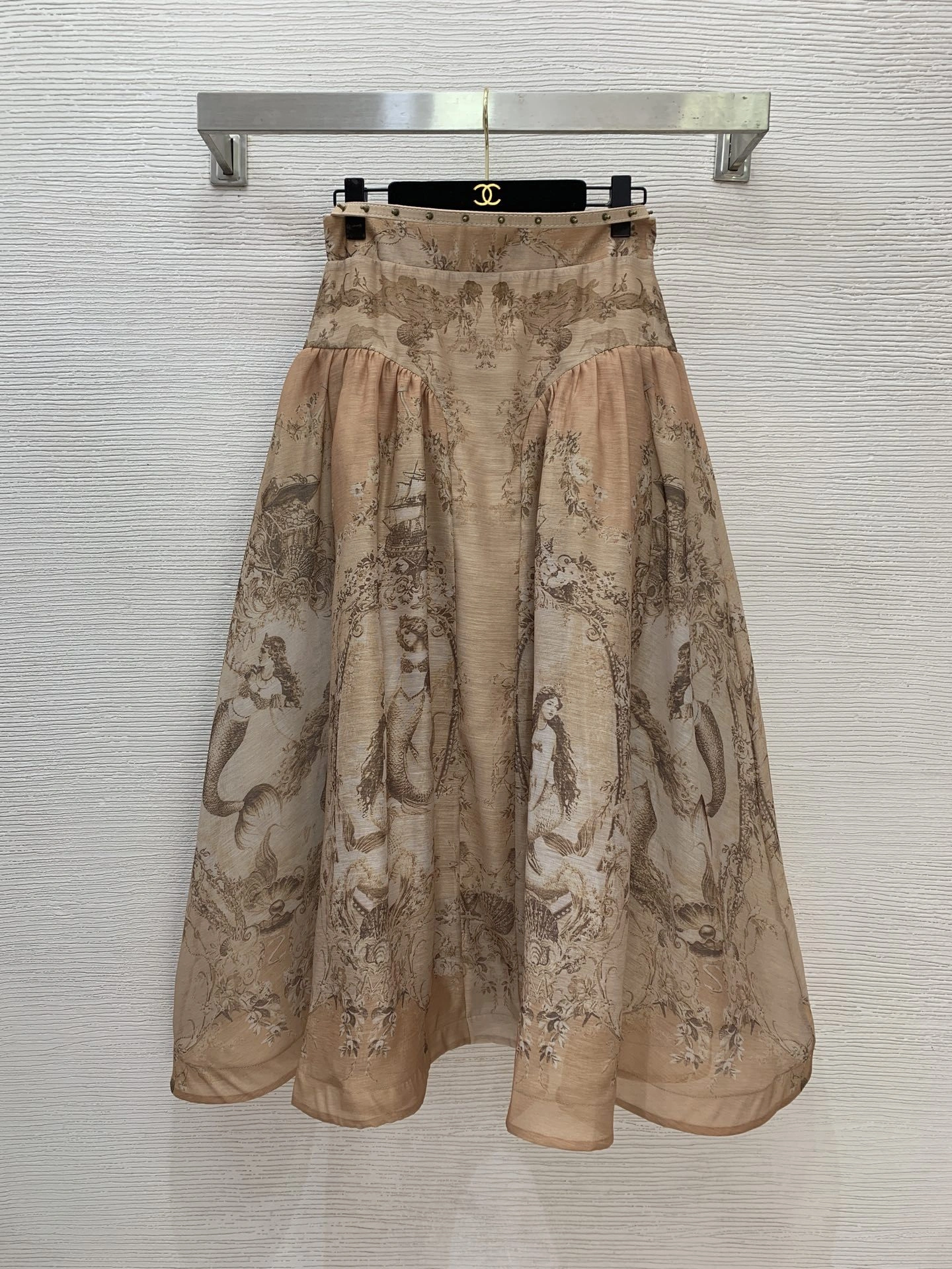 Victoria-- Zi775r7199 suit item:F-F044A1449H