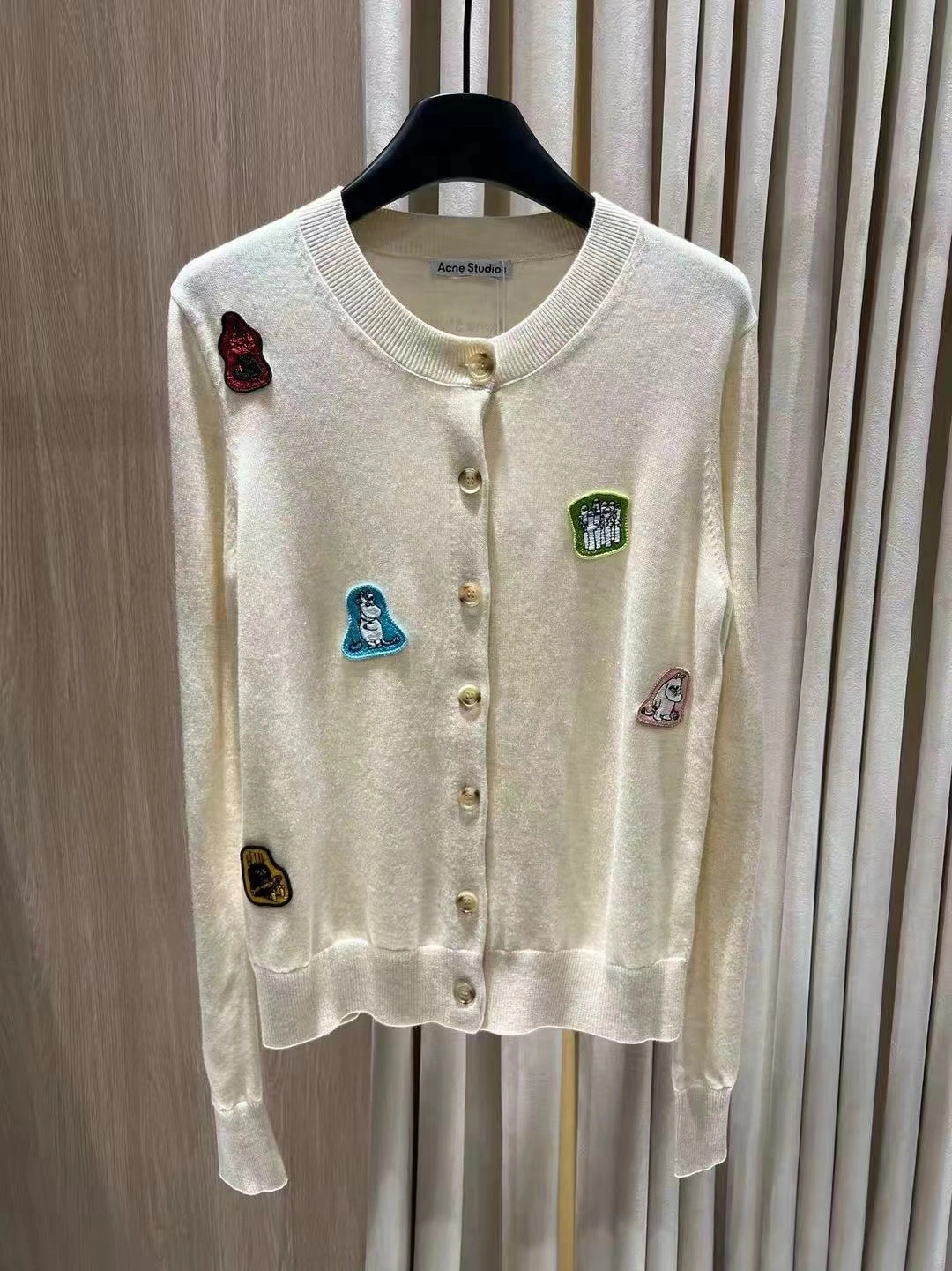 Victoria- 1395 Acne Studios x Moomin wool embroidery item:E-F140I2751H