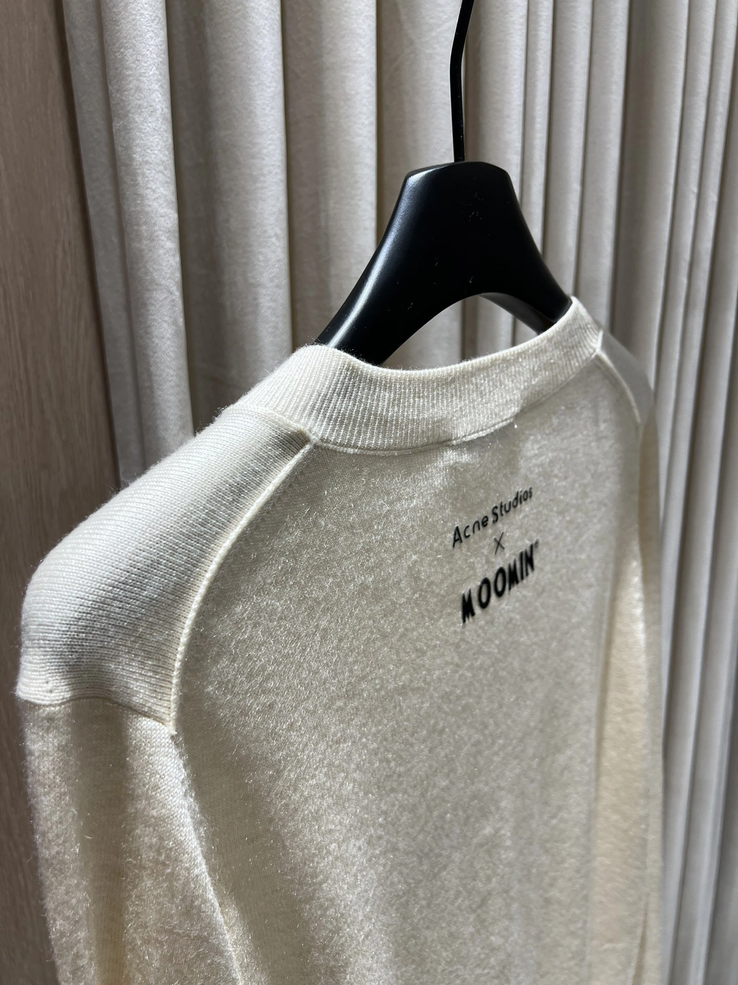 Victoria- 1395 Acne Studios x Moomin wool embroidery item:E-F140I2751H